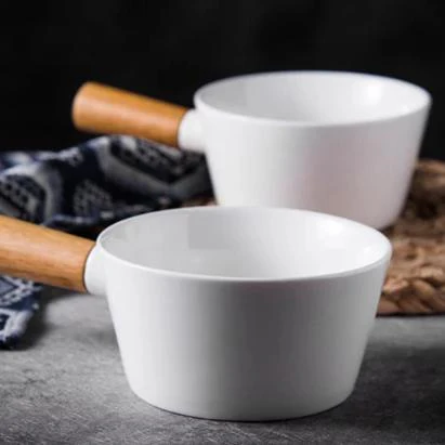 MAGNIFIQUE bowl with bamboo handle - Image 8