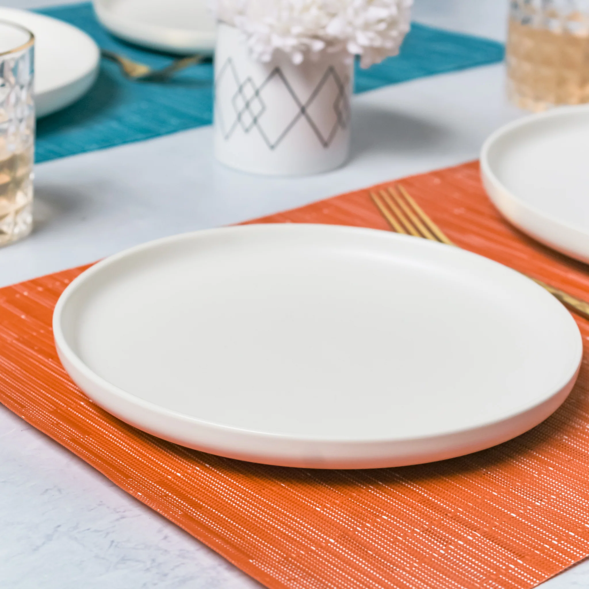 Bright Long Table Mat - Image 10