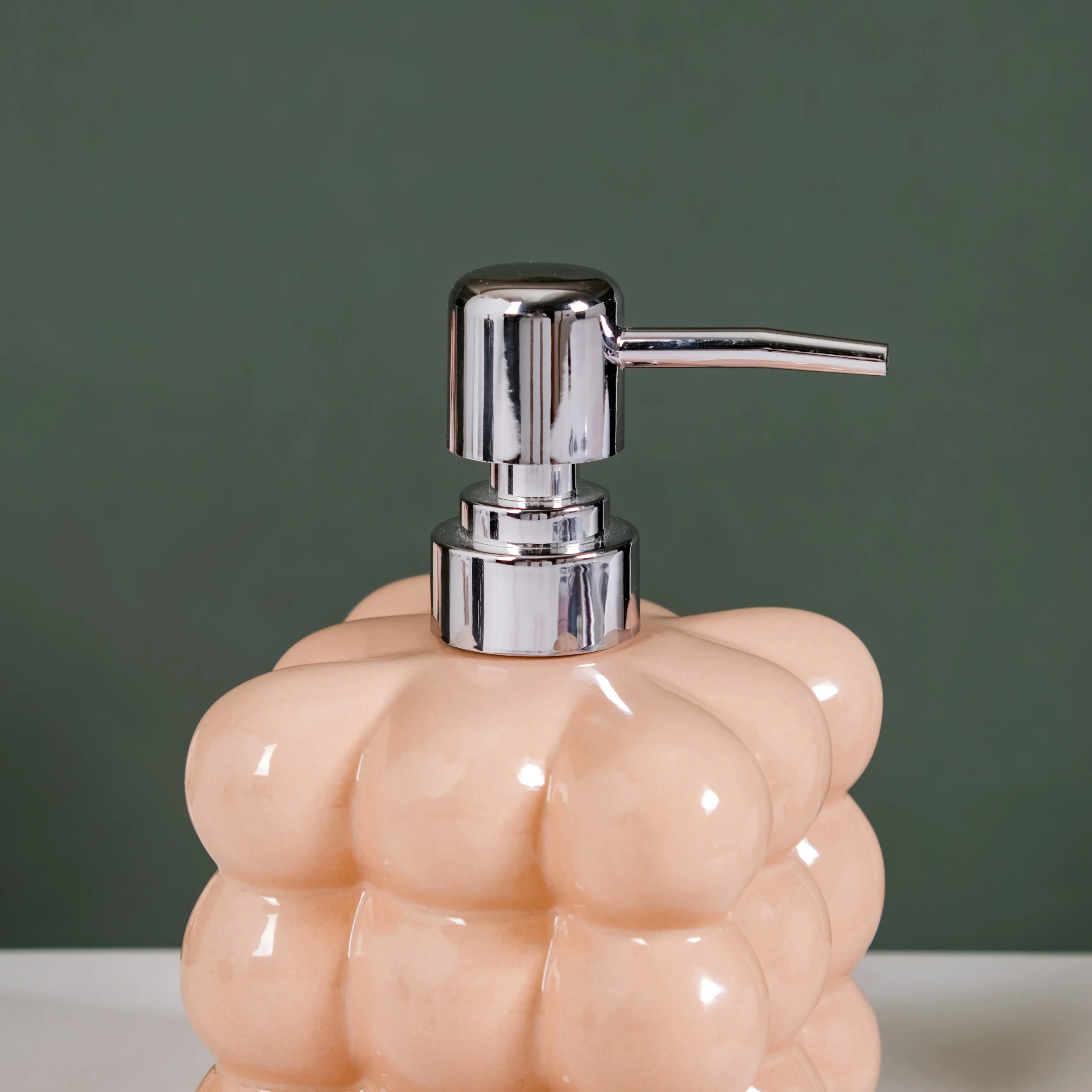 Bubble Design Soap Dispenser Beige 520ml - Image 6