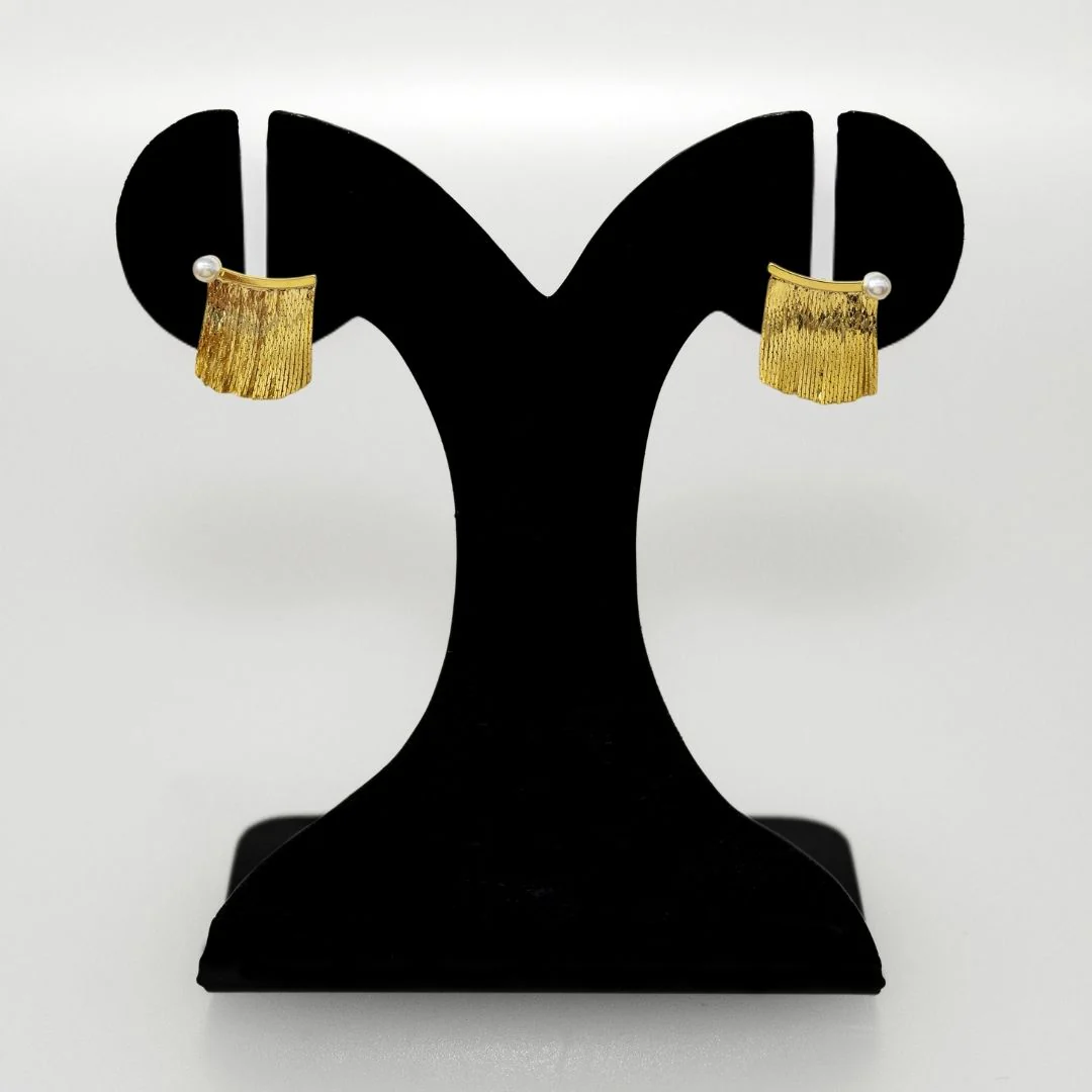 Bundle Tassels Earrings Gold With Pearl - Image 6