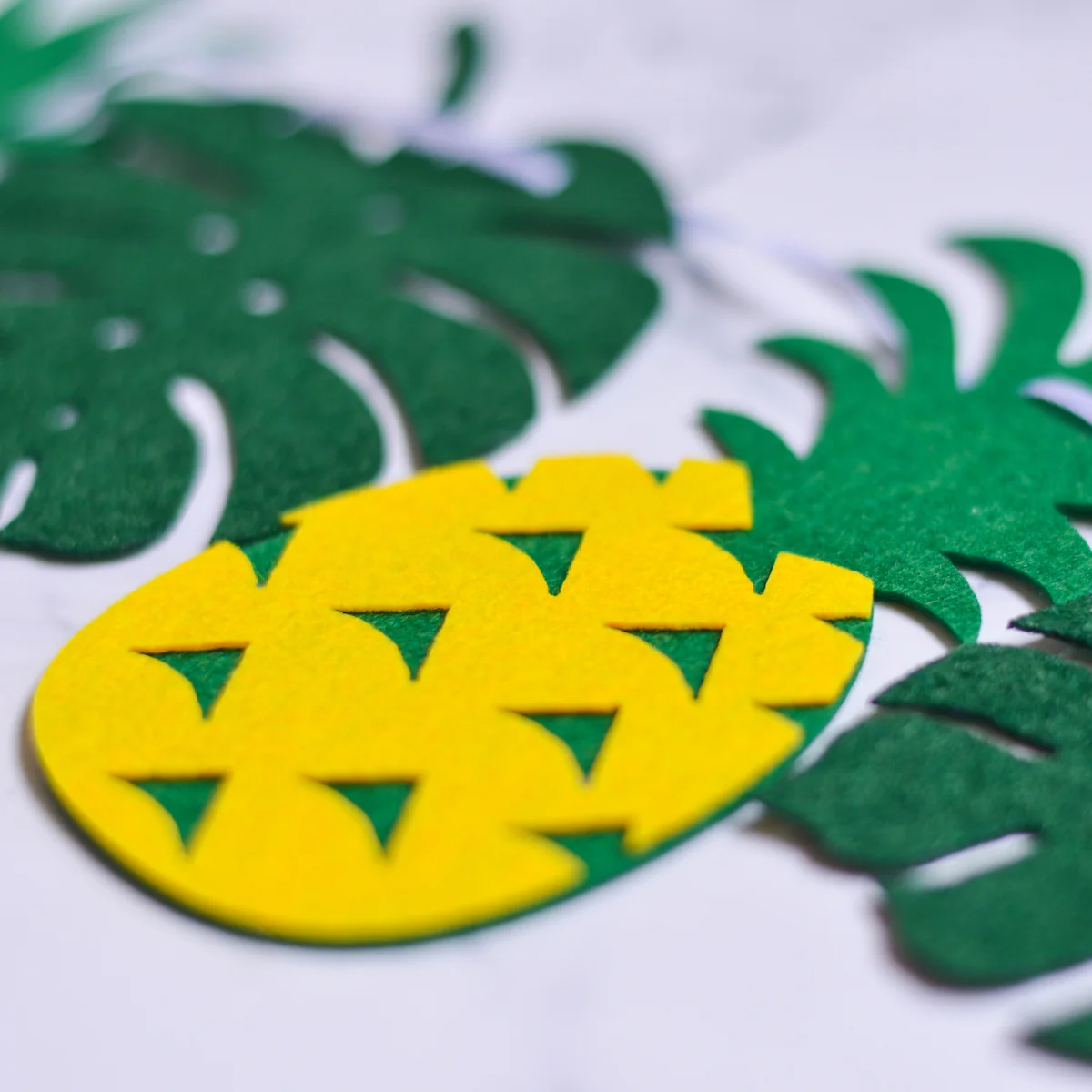 Bunting - Image 4