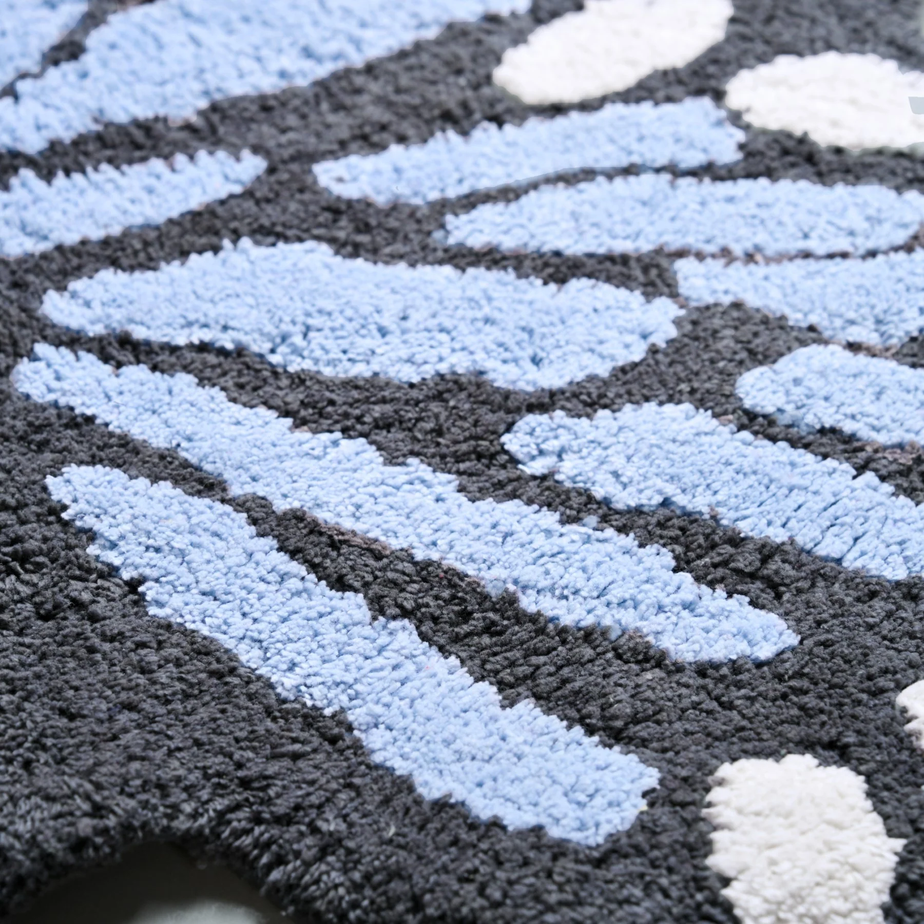 Butterfly Tufted Cotton Anti Slip Floor Mat 80x60cm - Image 4