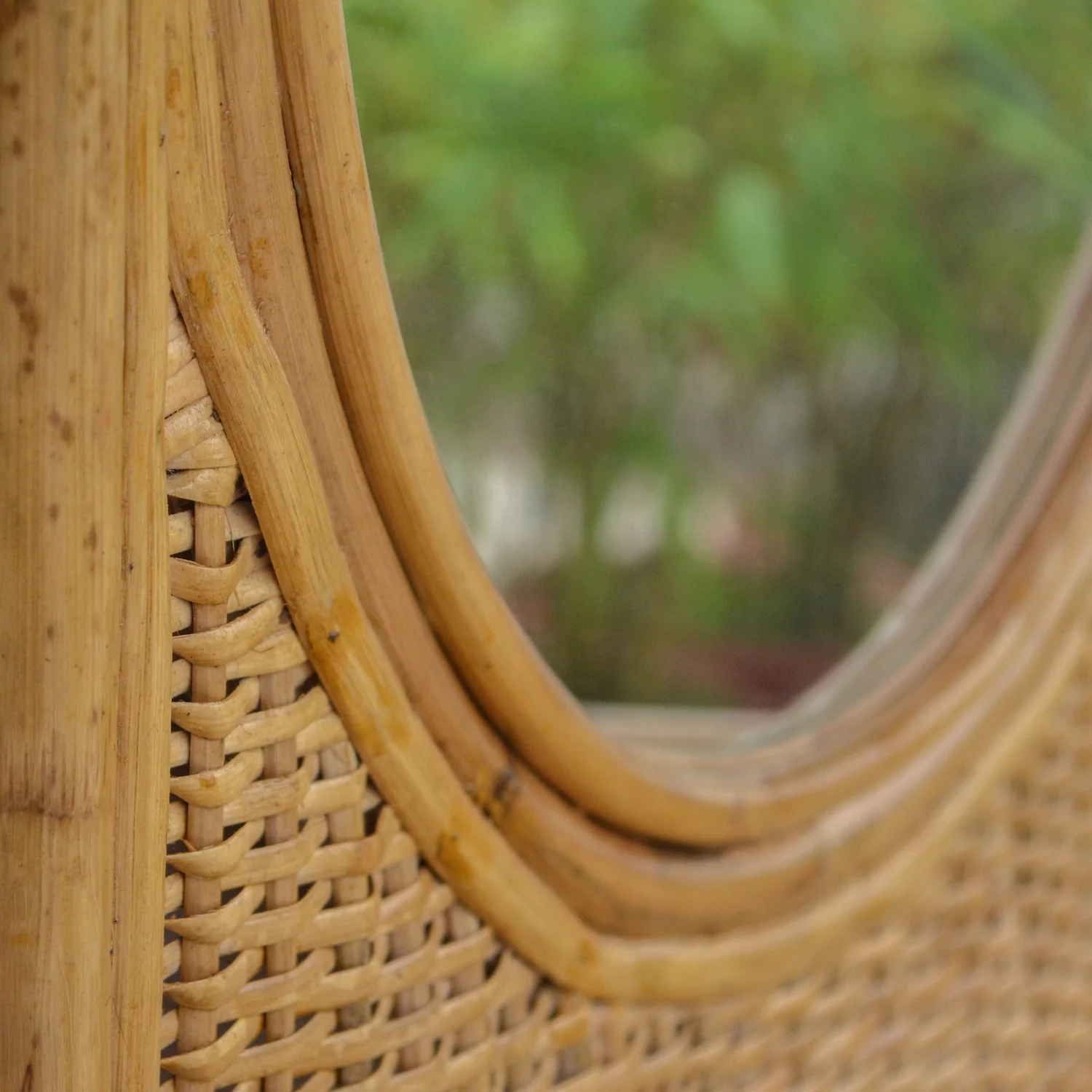 Cane Mirror with Shelf - Image 4
