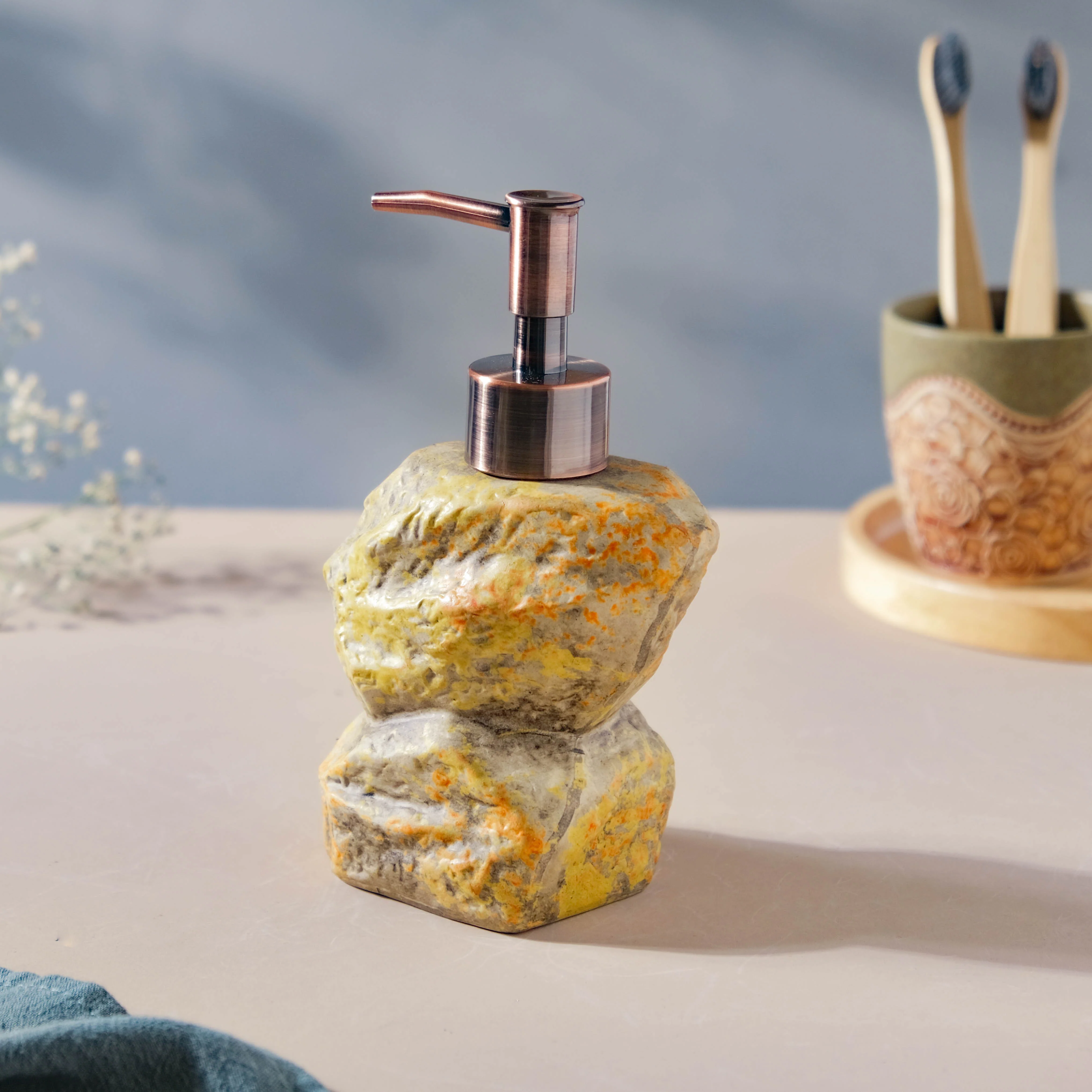 Carnelia Stone Ceramic Dispenser With Nozzle 400ml - Image 4