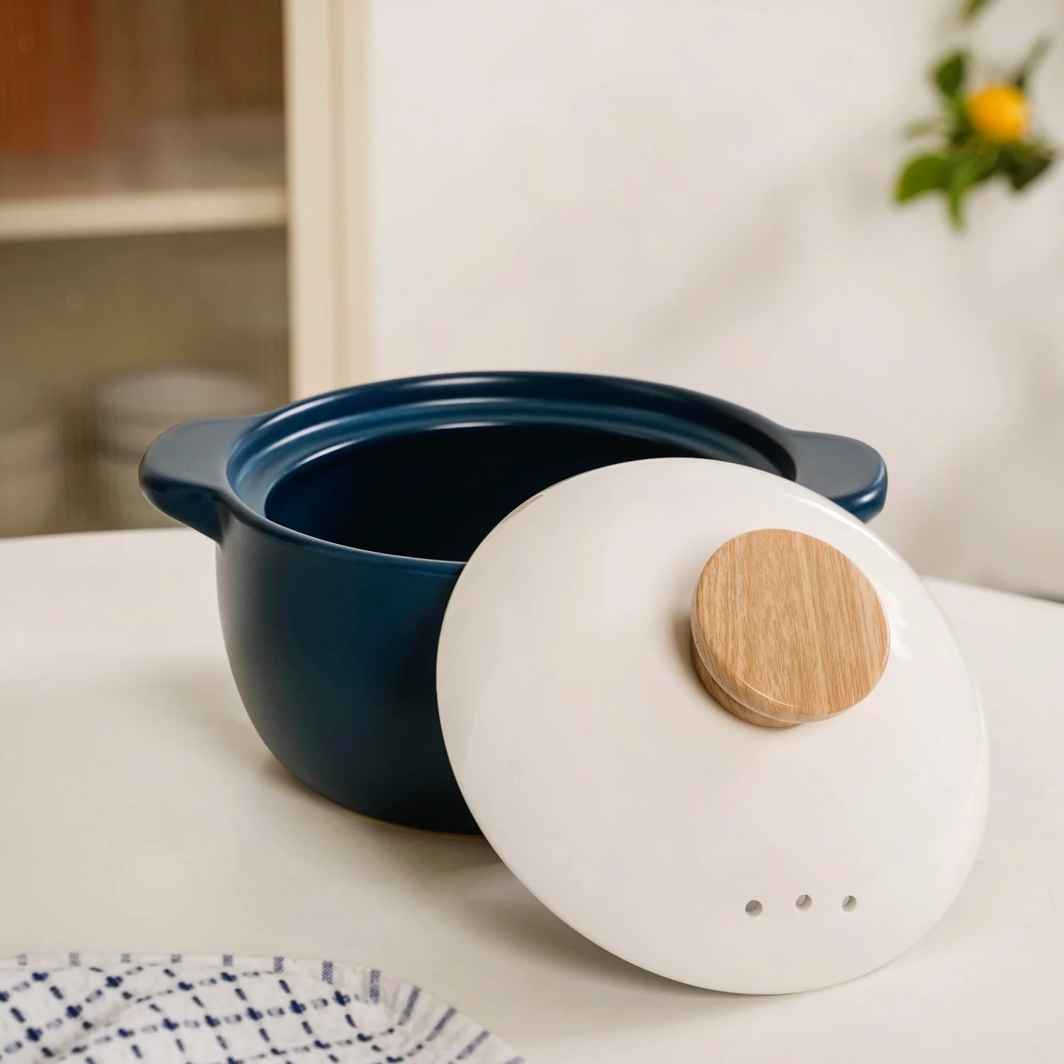 Cera Ceramic Cooking Pot With Lid Teal 2400ml - Image 5