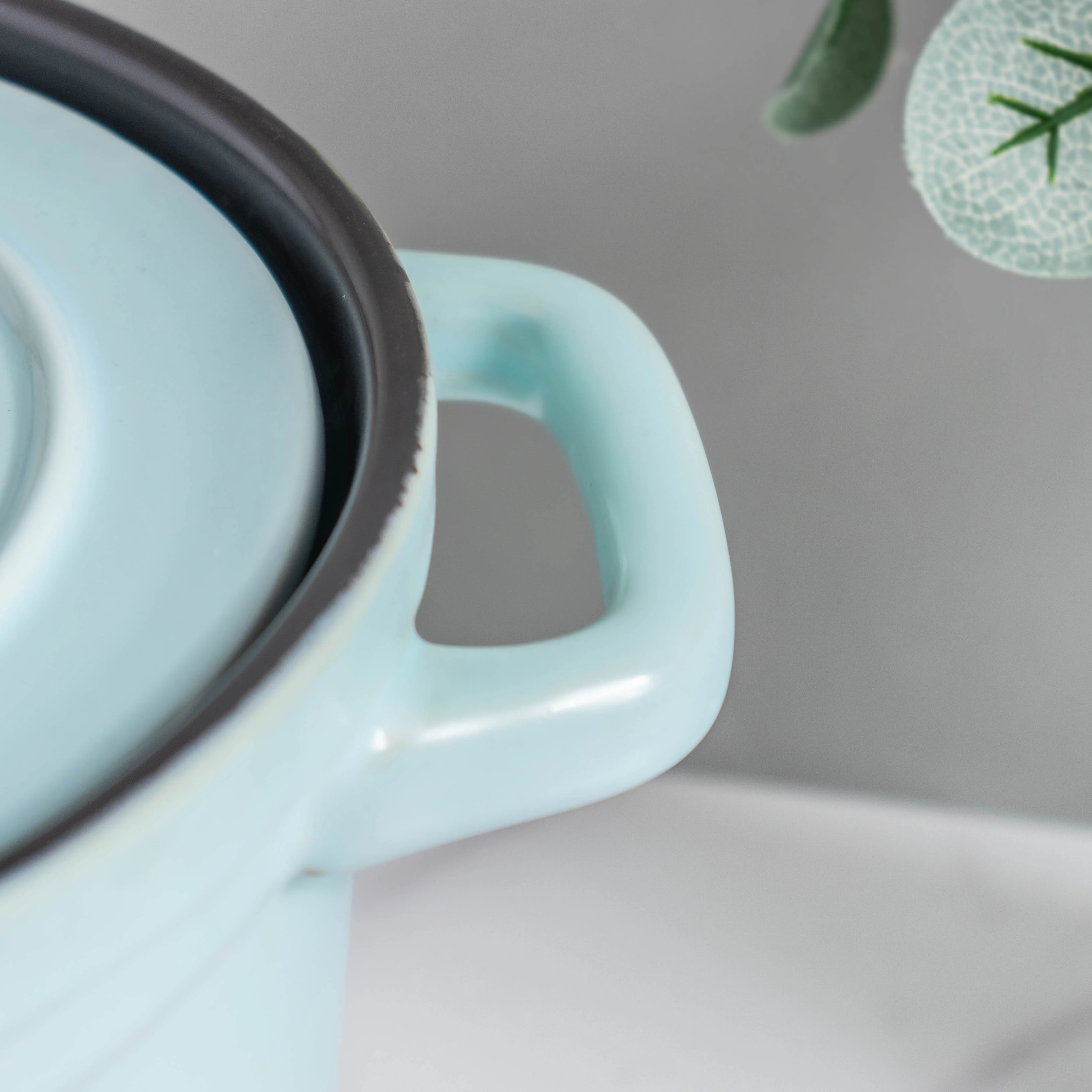 Ceramic Stock Pot With Lid Large - Image 5