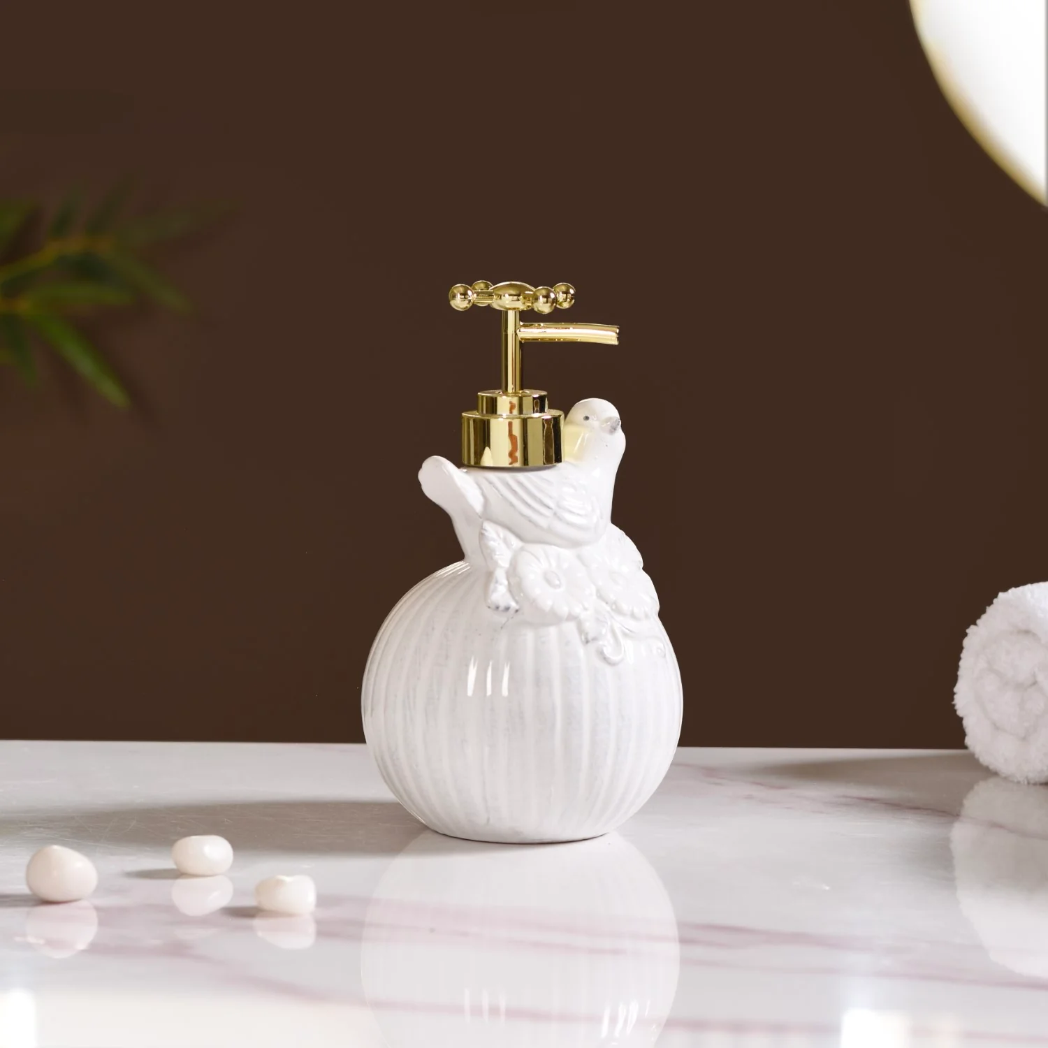 Ceramic Birdy Liquid Dispenser White - Image 3