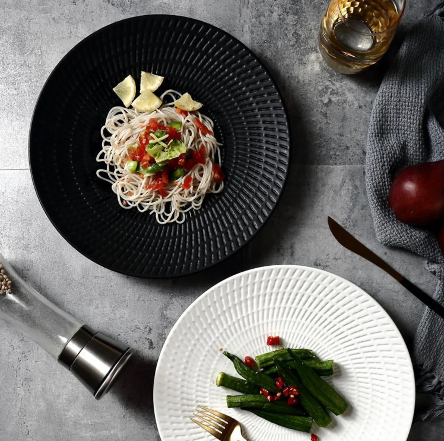 Ceramic Black Dinner Plate - Image 2
