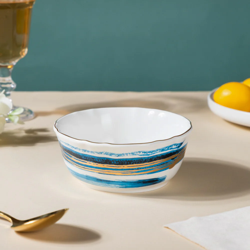Ceramic Bowl With Wavy Rim 300 ml - Image 9