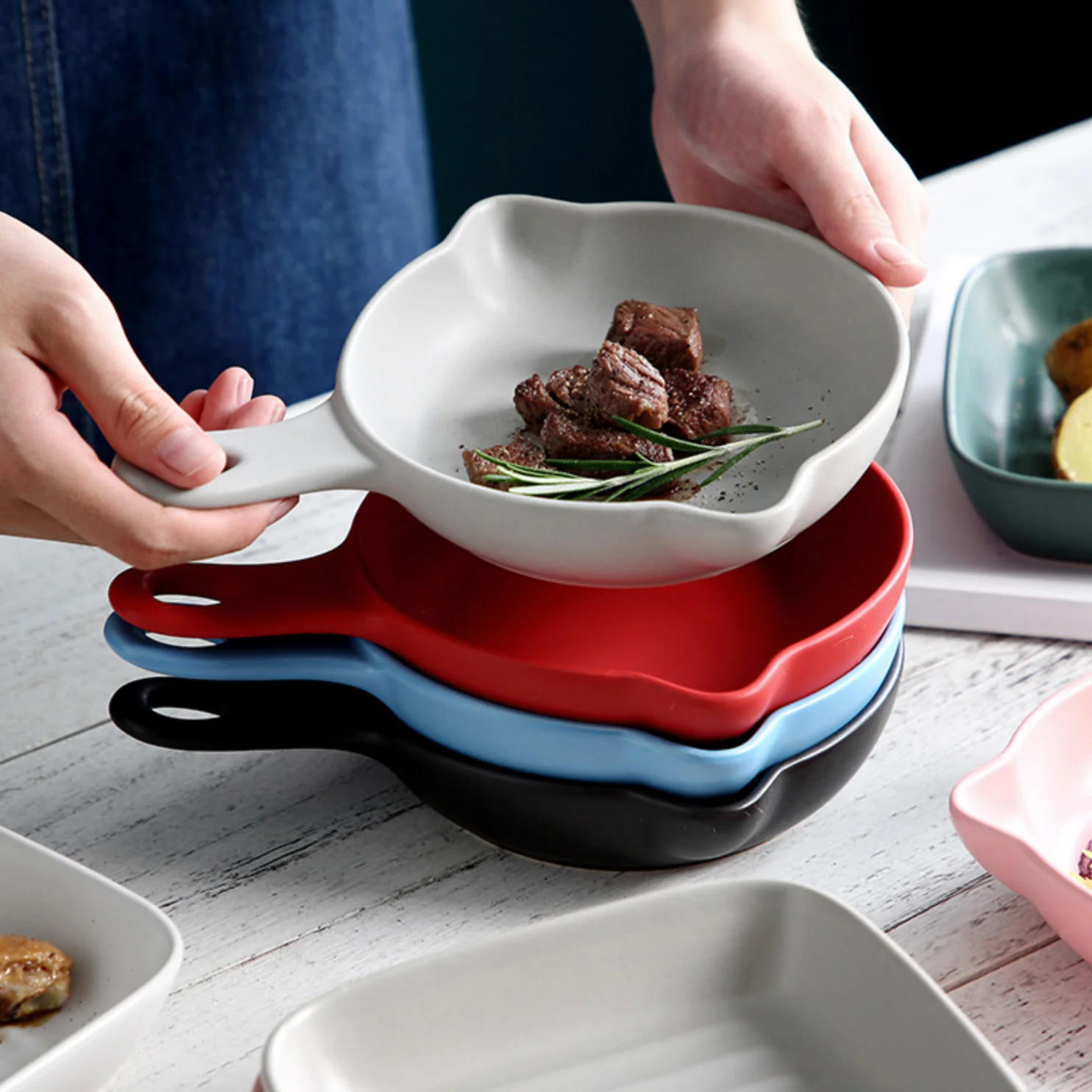 White Ceramic Dish With Handle - Image 5