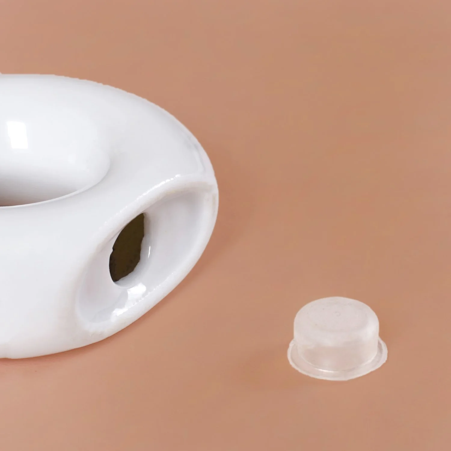 Ceramic Donut Salt And Pepper Shakers White - Image 7