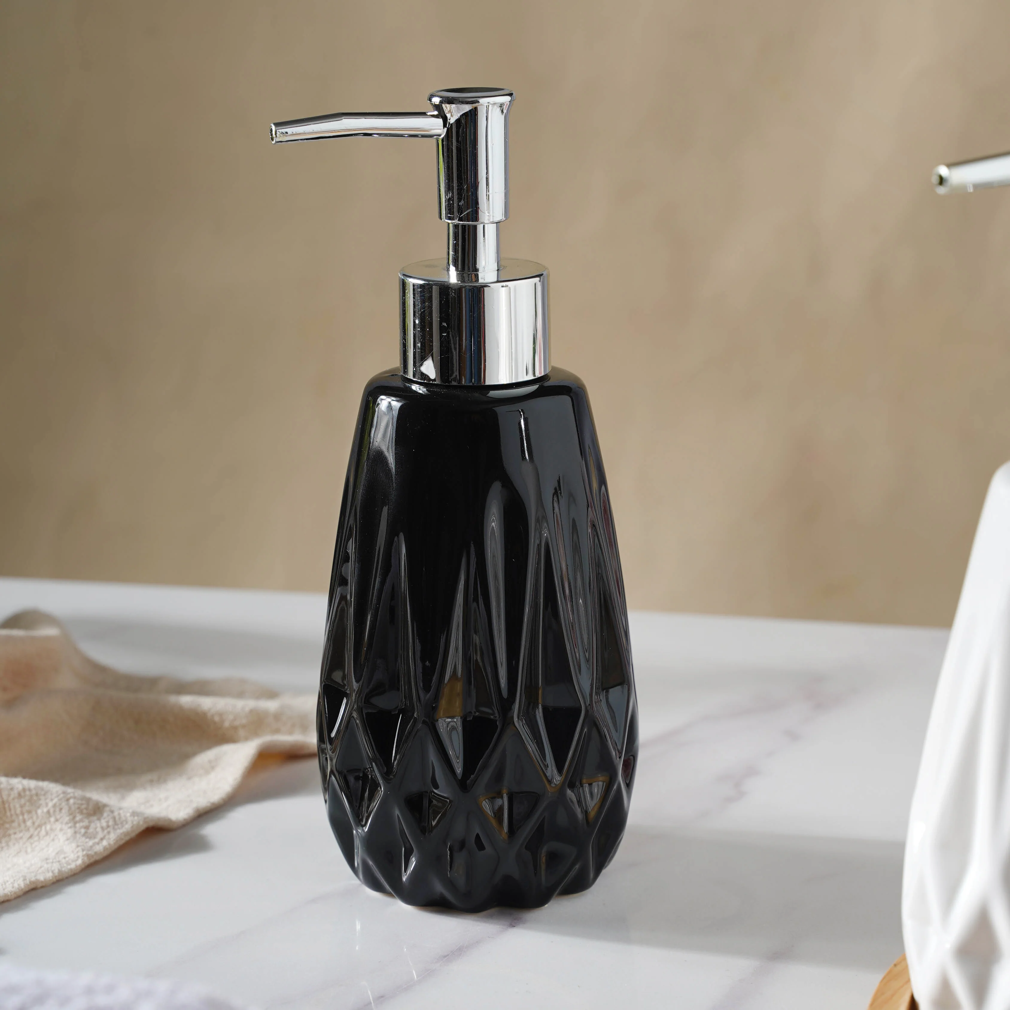 Ceramic Hand Soap Dispenser Bottle With a Pump - Image 2