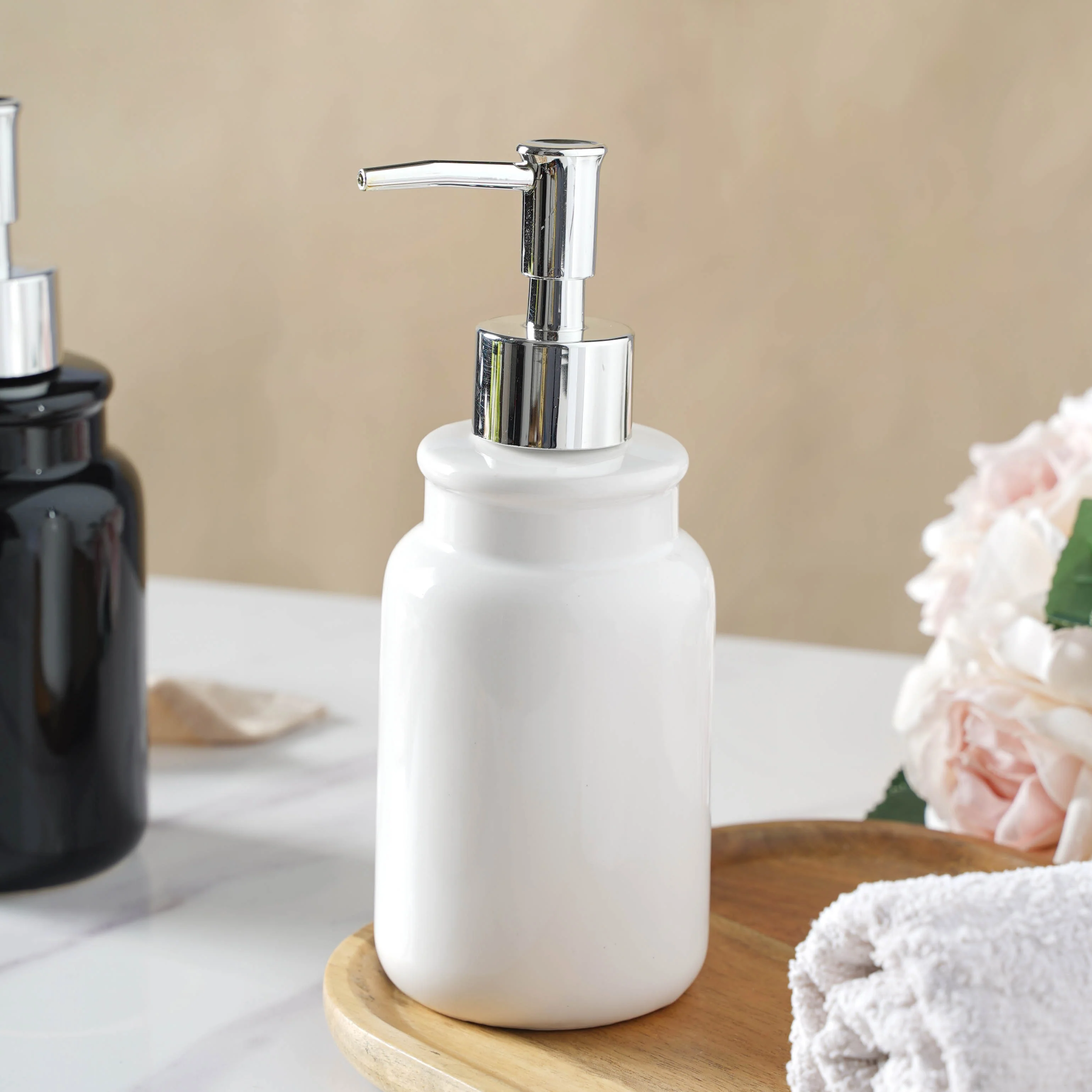 Ceramic Pump Bottle - Image 3