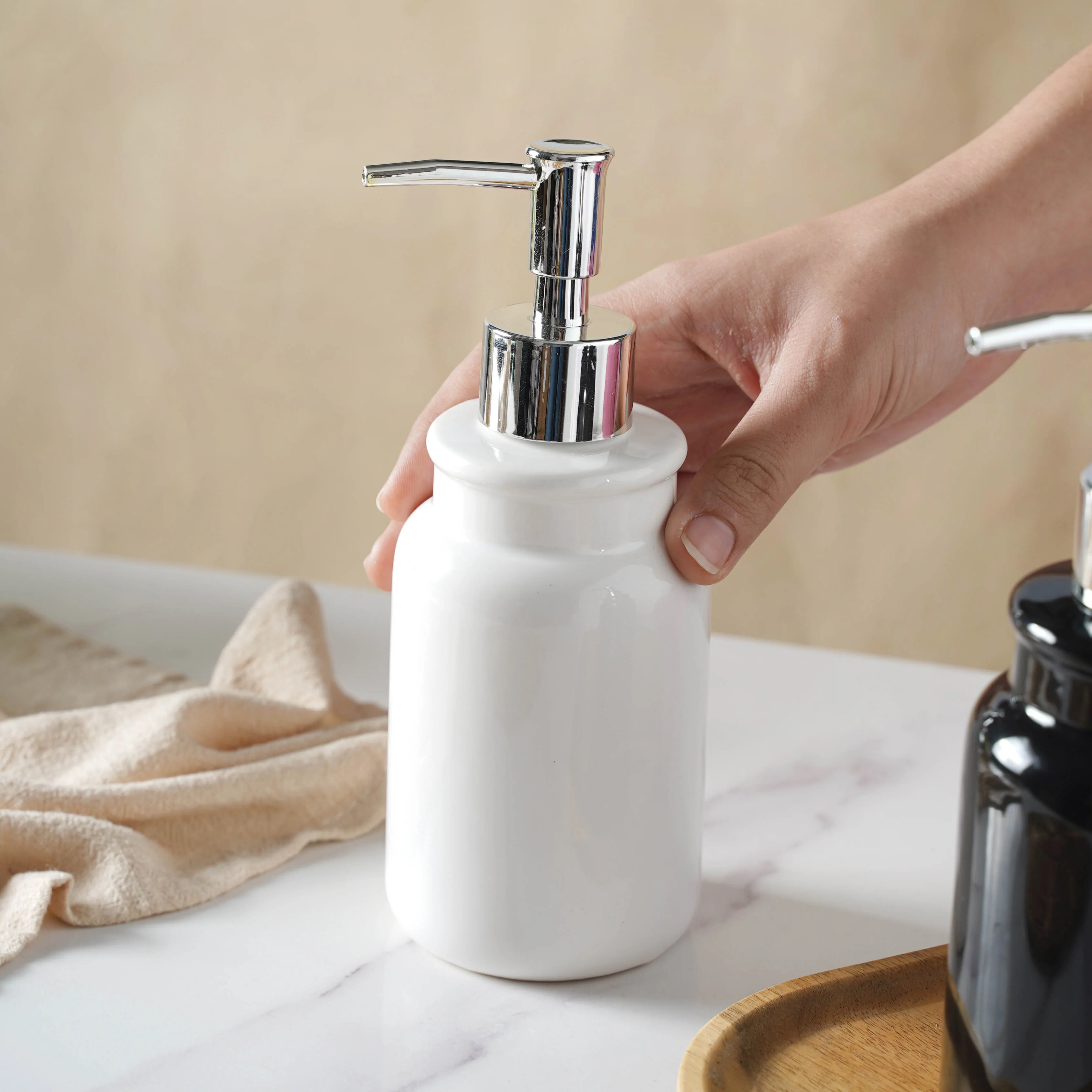 Ceramic Pump Bottle - Image 6