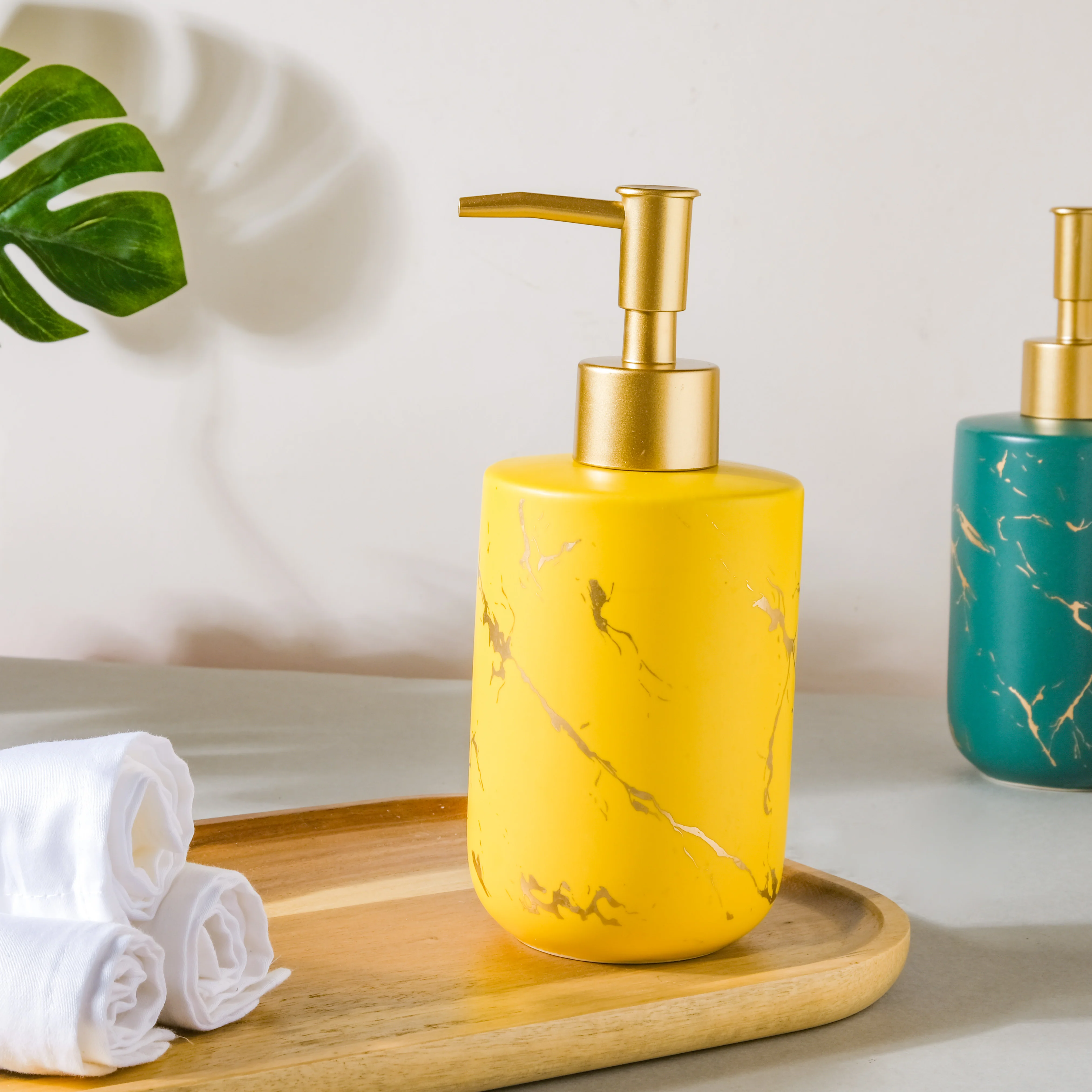 Ceramic Pump Dispenser Bottle - Image 2