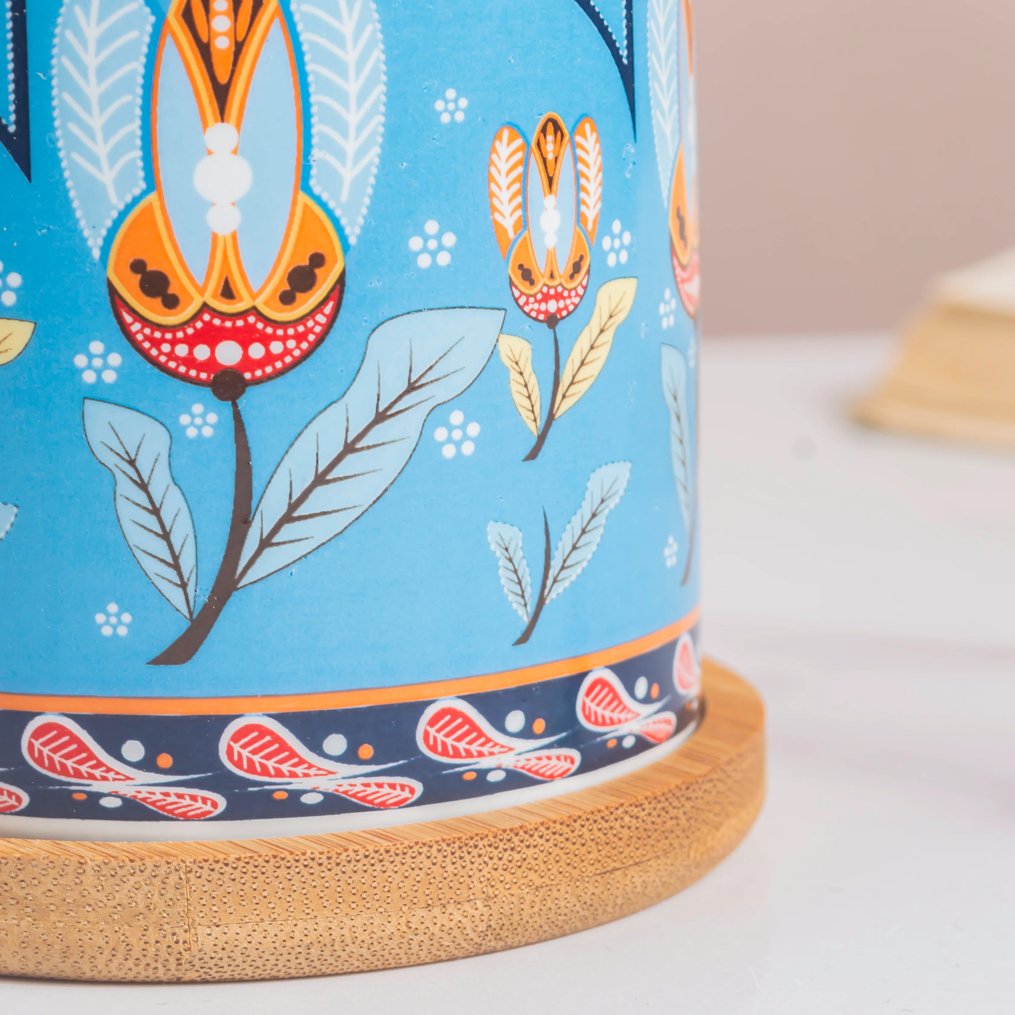 Cerulean Leaf Bloom Planter With Wooden Coaster - Image 9
