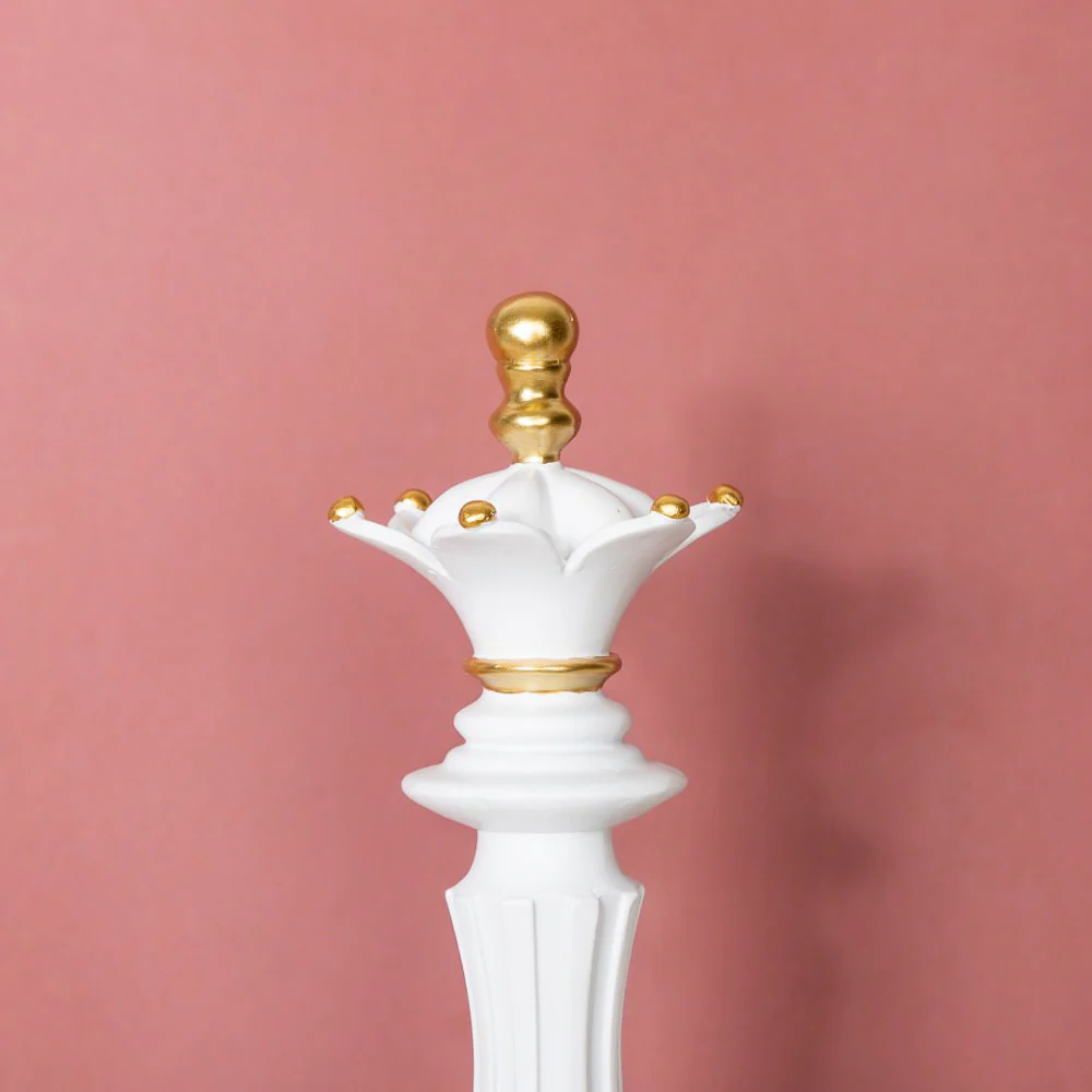 Chess Queen Showpiece White 14 Inch - Image 3
