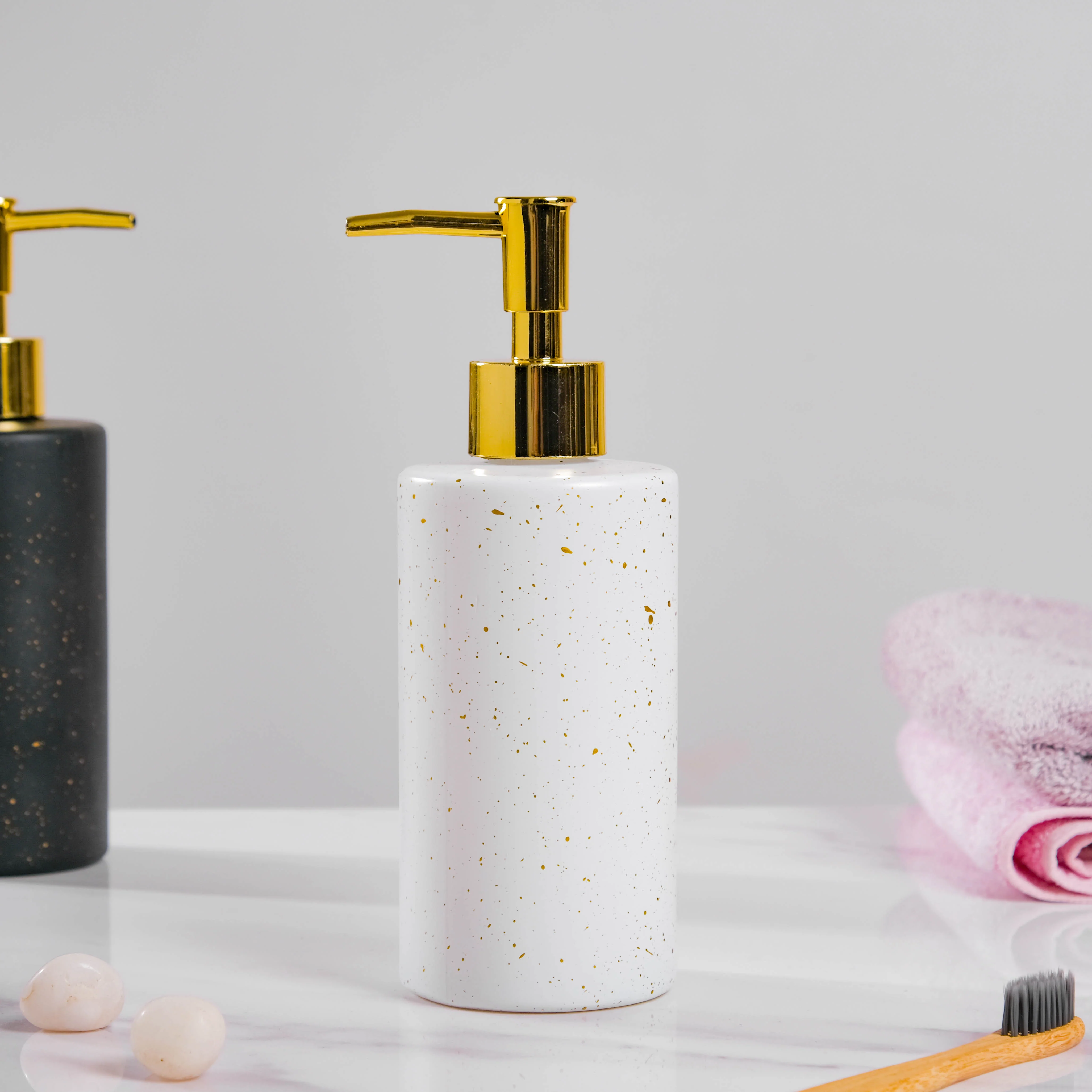 Chimera White Ceramic Dispenser With Nozzle - Image 4