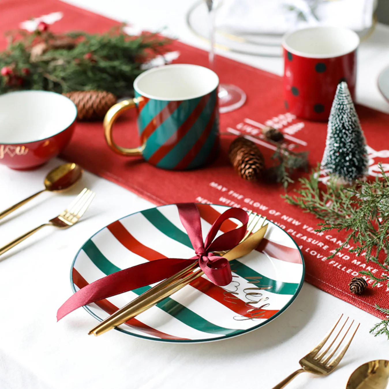 Christmas Tea Mug - Image 11