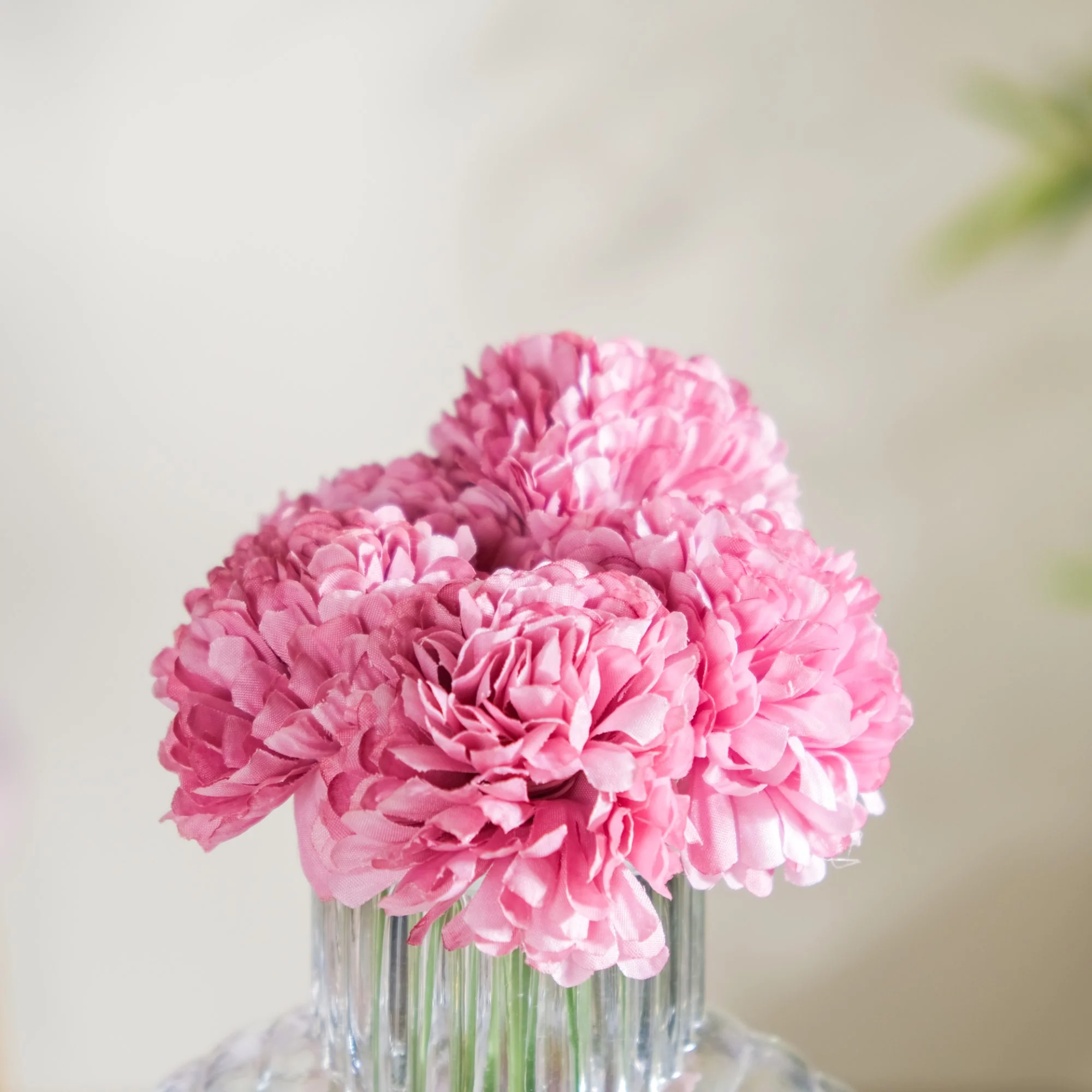 Chrysanthemum Flower Bunch Dark Pink Set Of 5 - Image 4