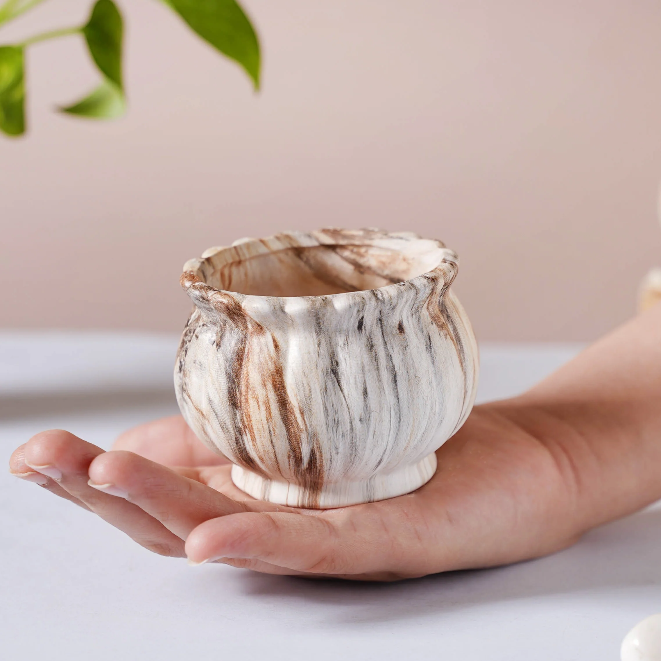 Cinzia Marble Patterned Planter With Coaster - Image 3