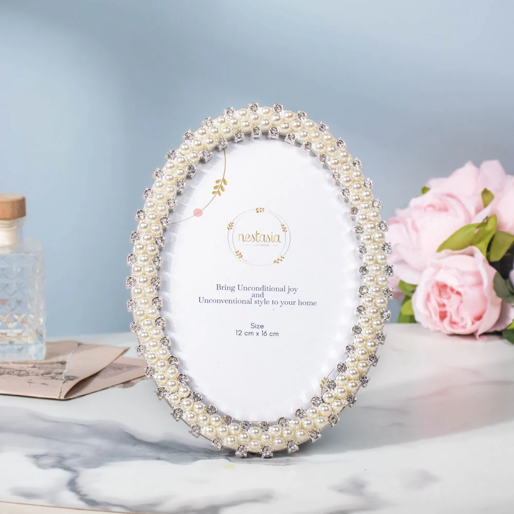 Circle of Pearl Photo Frame - Image 6