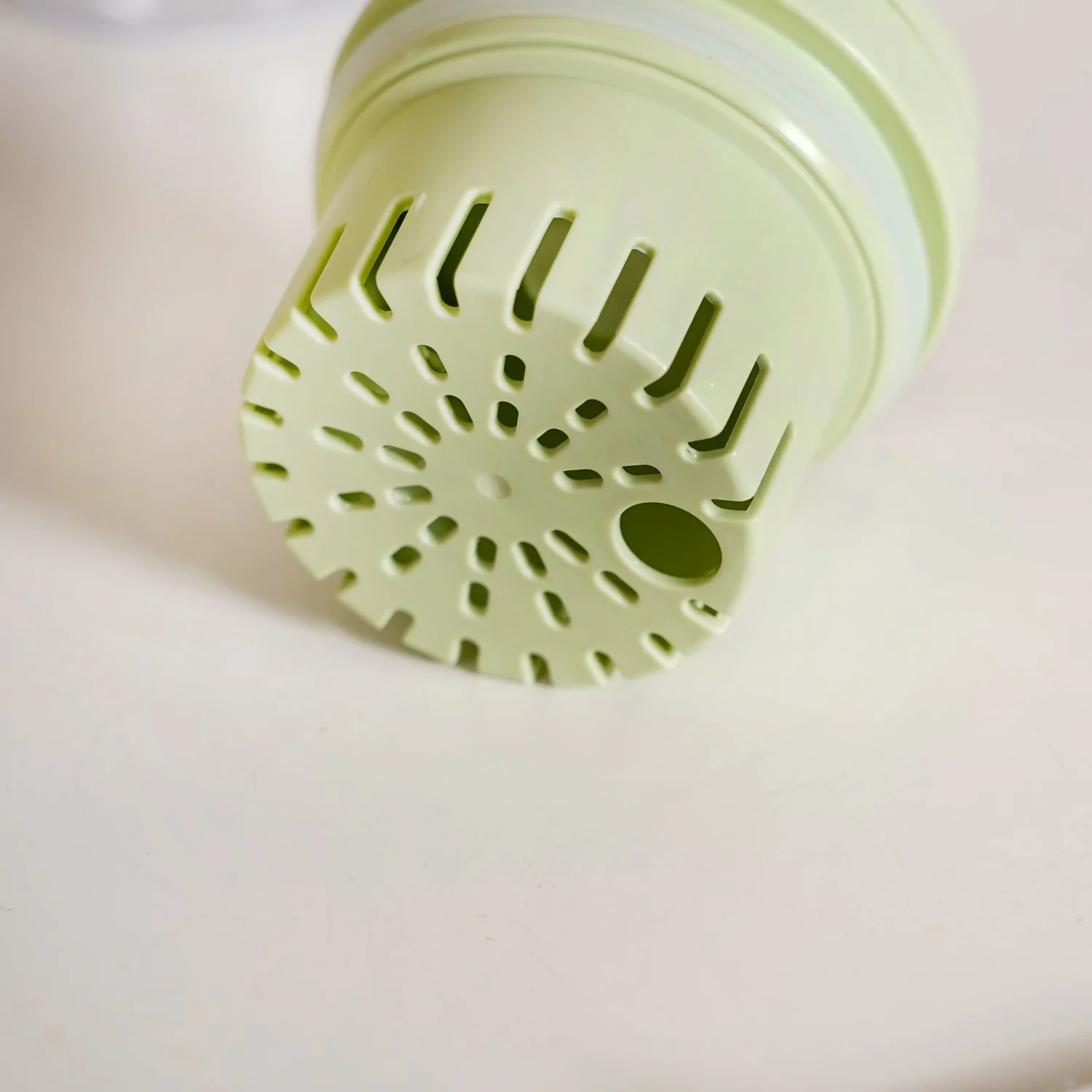 Citrify Travel Sipper Bottle With Infuser Forest Mint 1210ml - Image 10