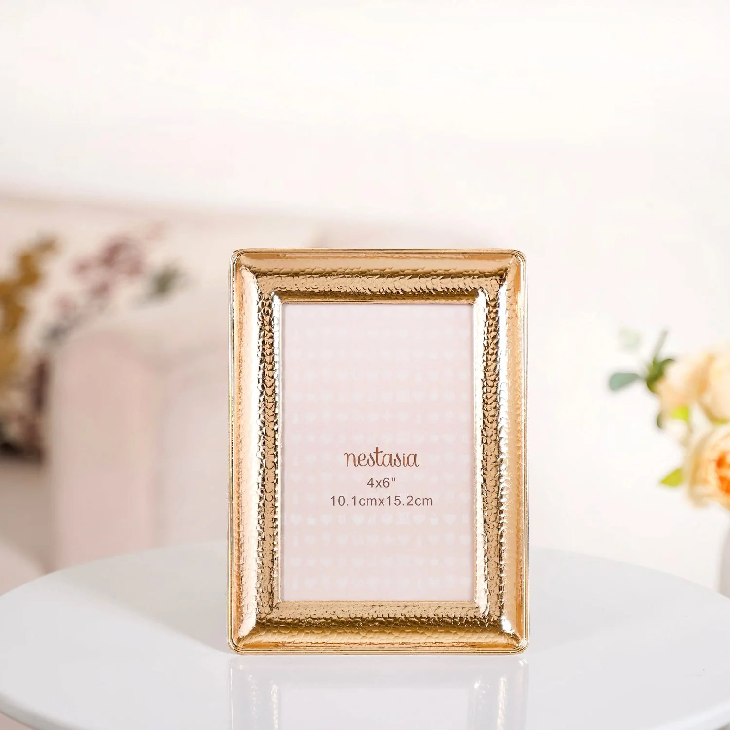 Classic Gold Bevelled Medium Photo Frame 10x15cm