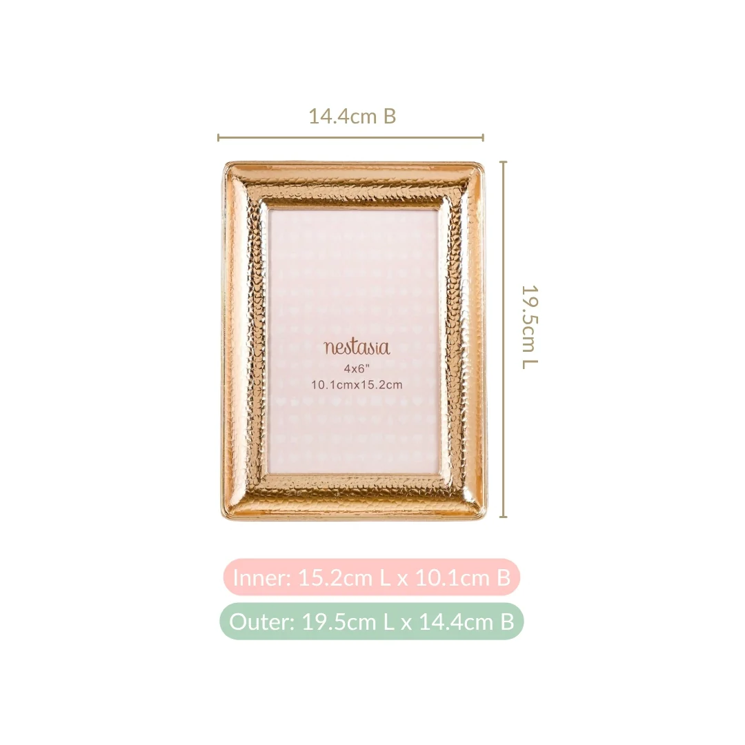 Classic Gold Bevelled Medium Photo Frame 10x15cm - Image 4