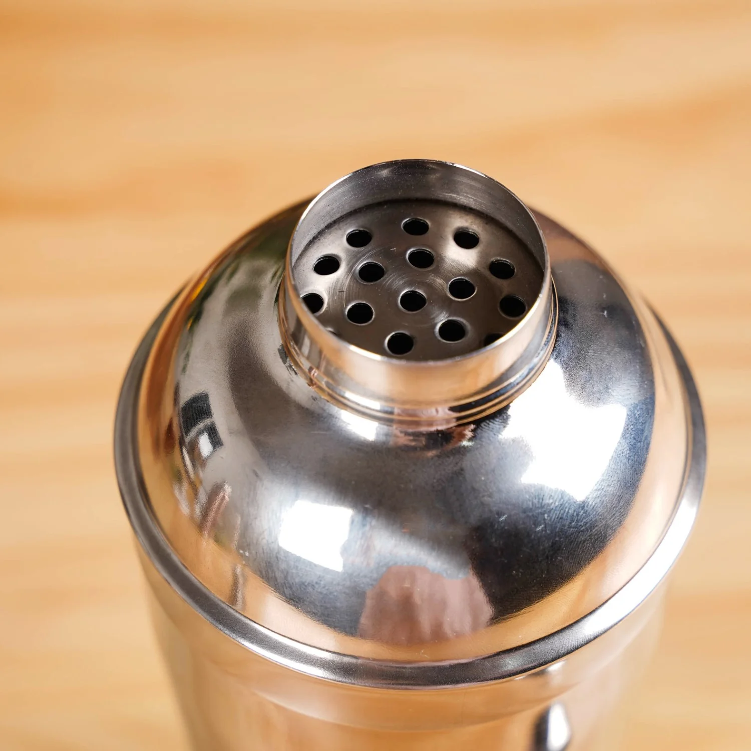 Classic Stainless Steel Peg Measure And Cocktail Shaker Set - Image 8