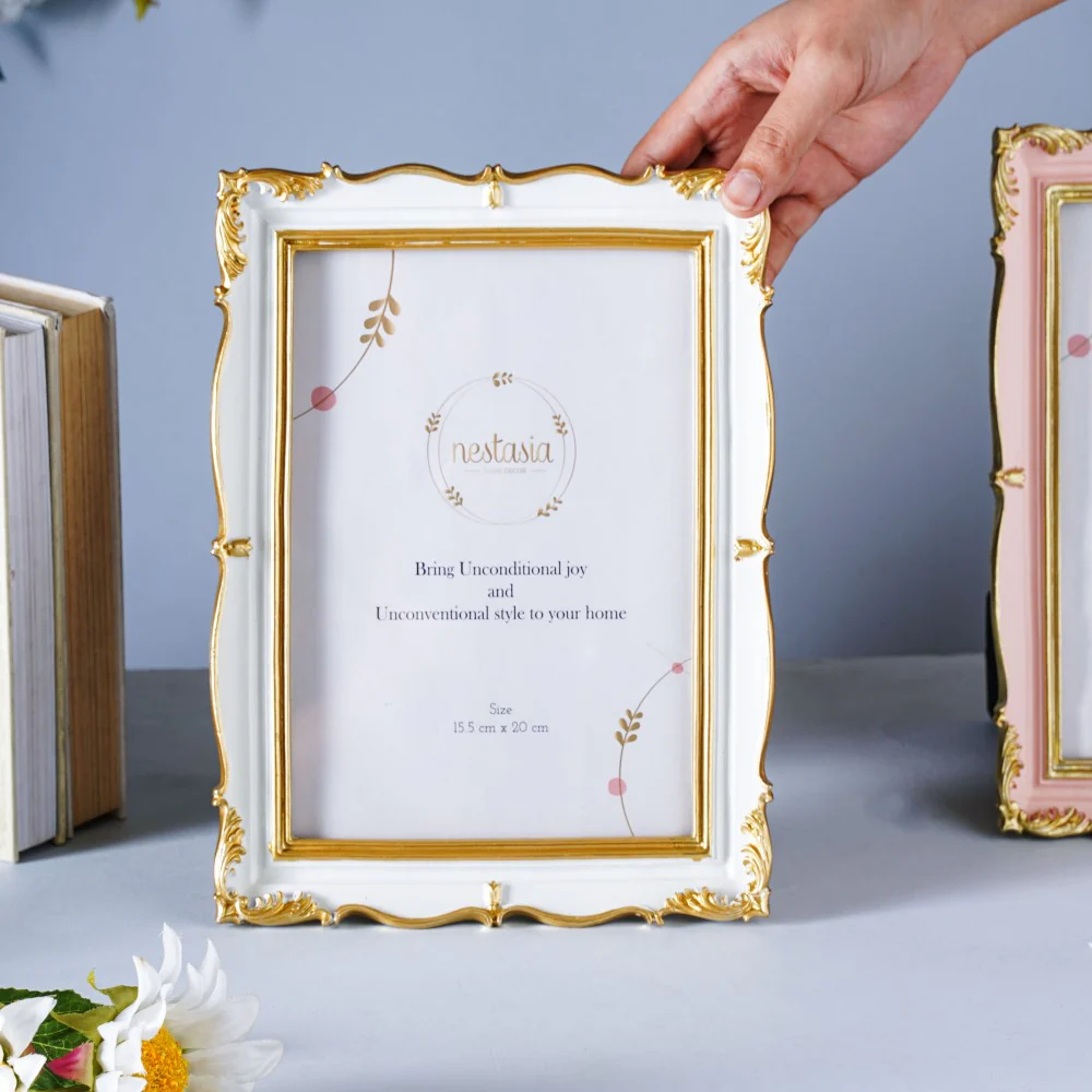 Classic Vintage Photo Frame - Image 2
