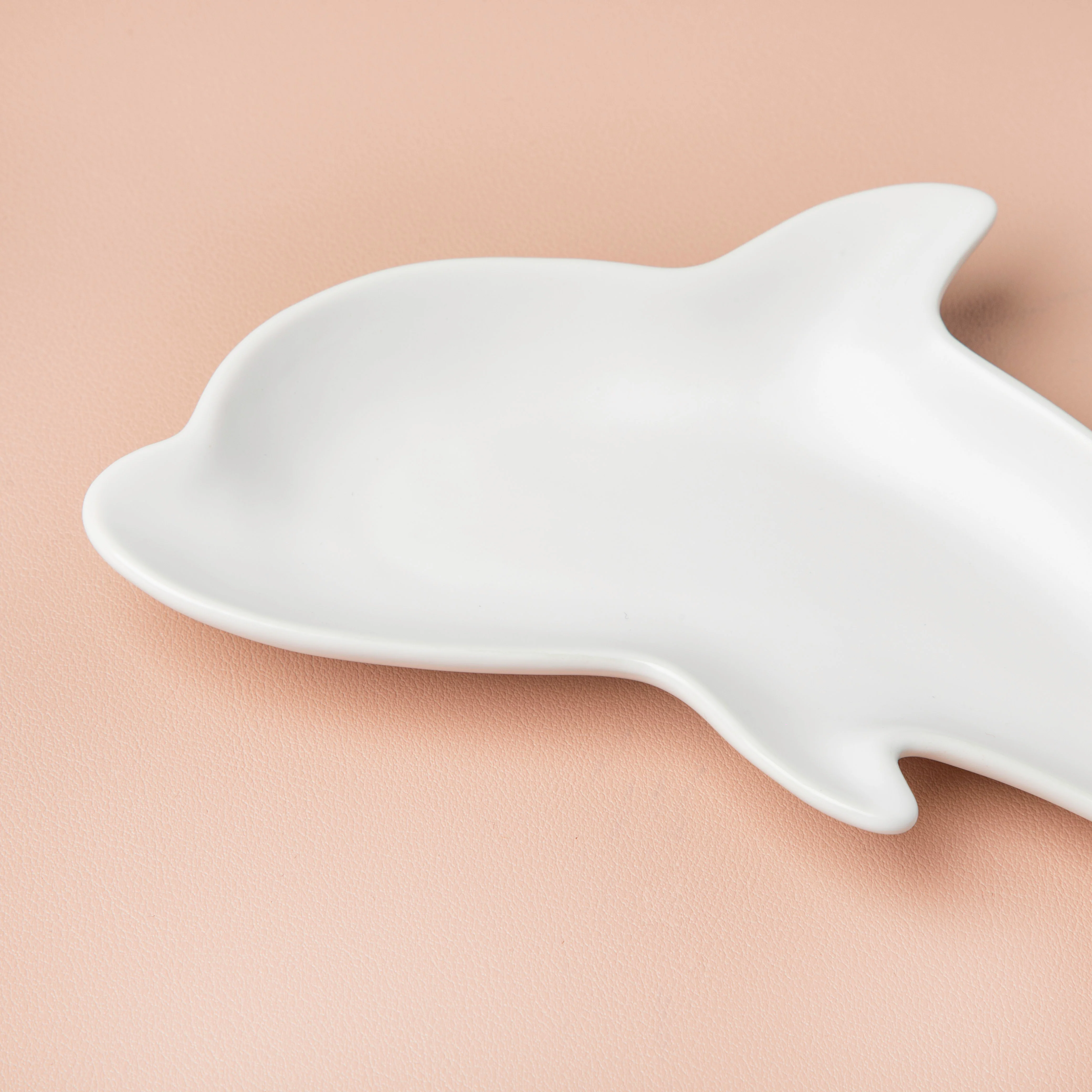Cloud White Dolphin Snack Plate 8 Inch - Image 4