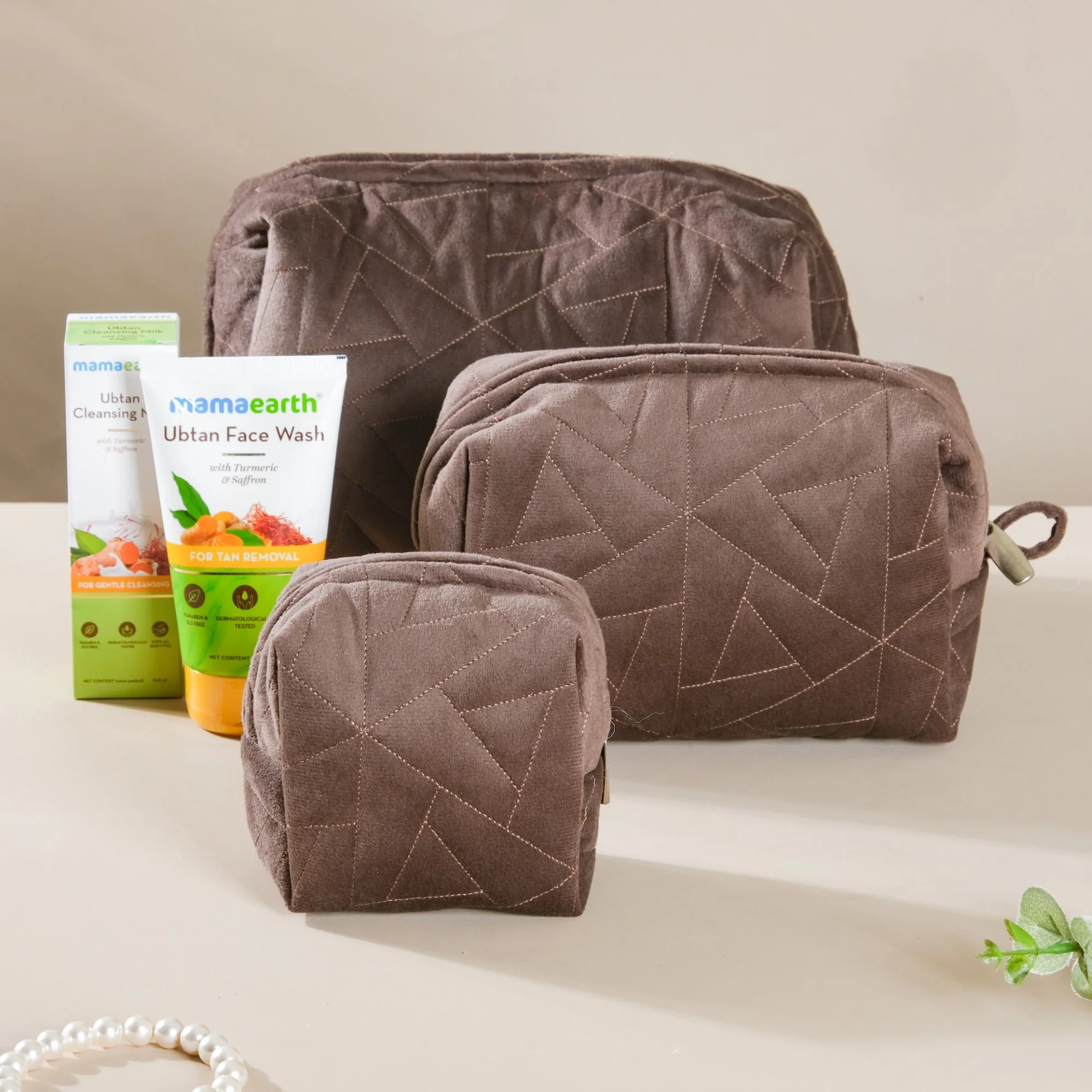 Cocoa Brown Festive Ready Gift Hamper Set Of 3 - Image 3