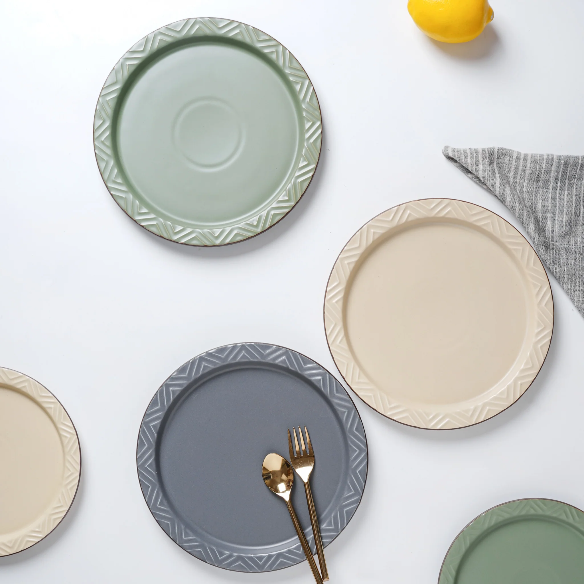 Coloured Dinner Plate - Image 10
