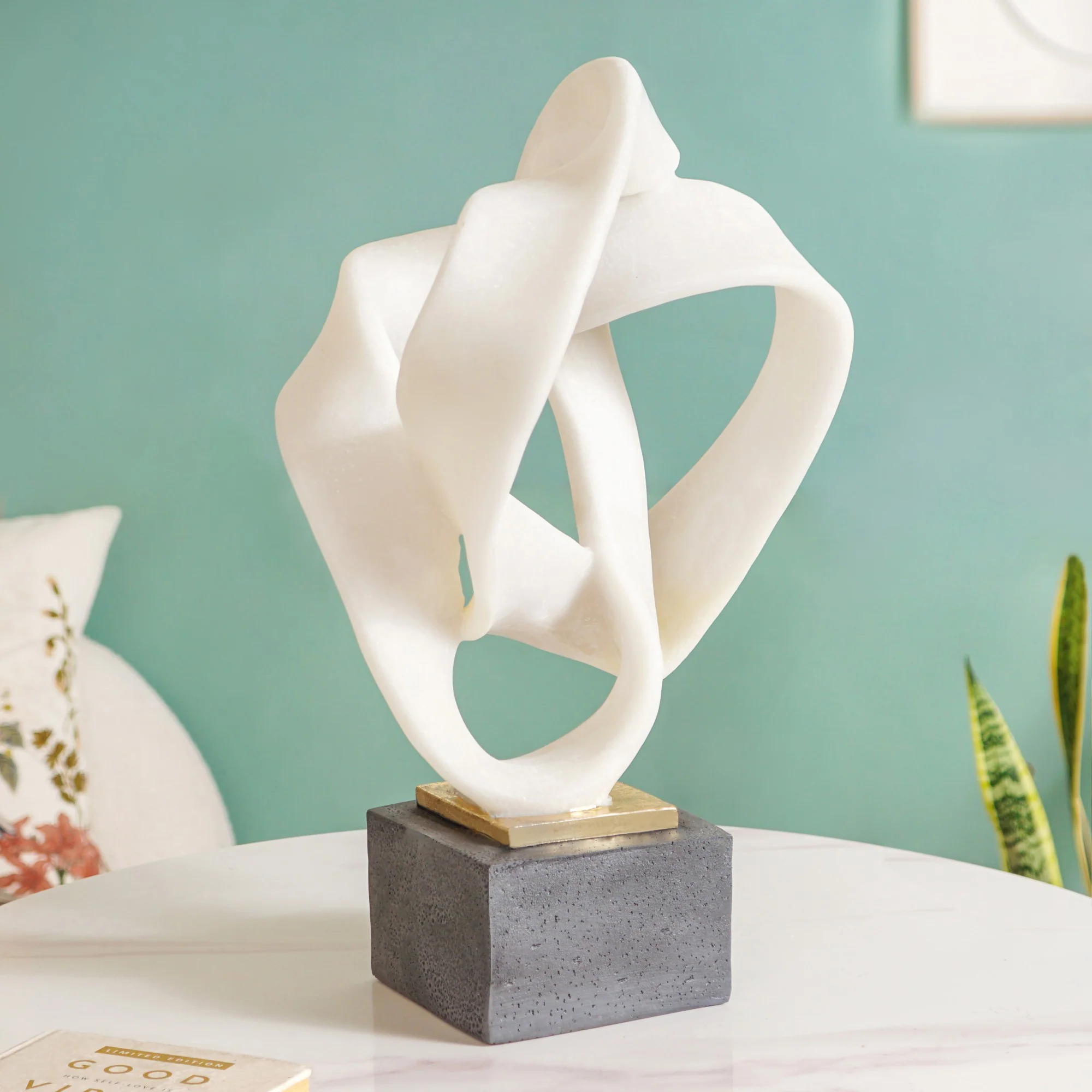 Contemporary Endless Loop Artistic Figurine Large - Image 7