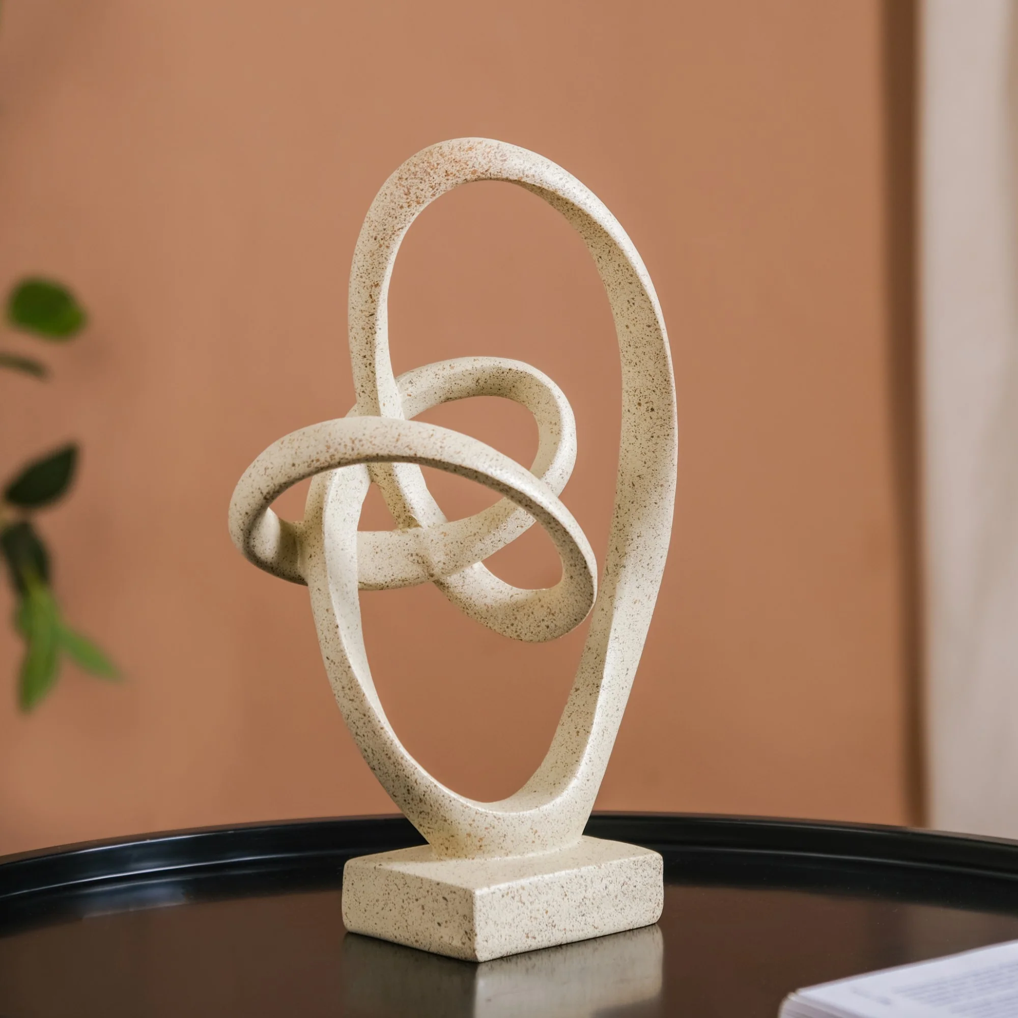 Contemporary Nordic Showpiece - Image 8