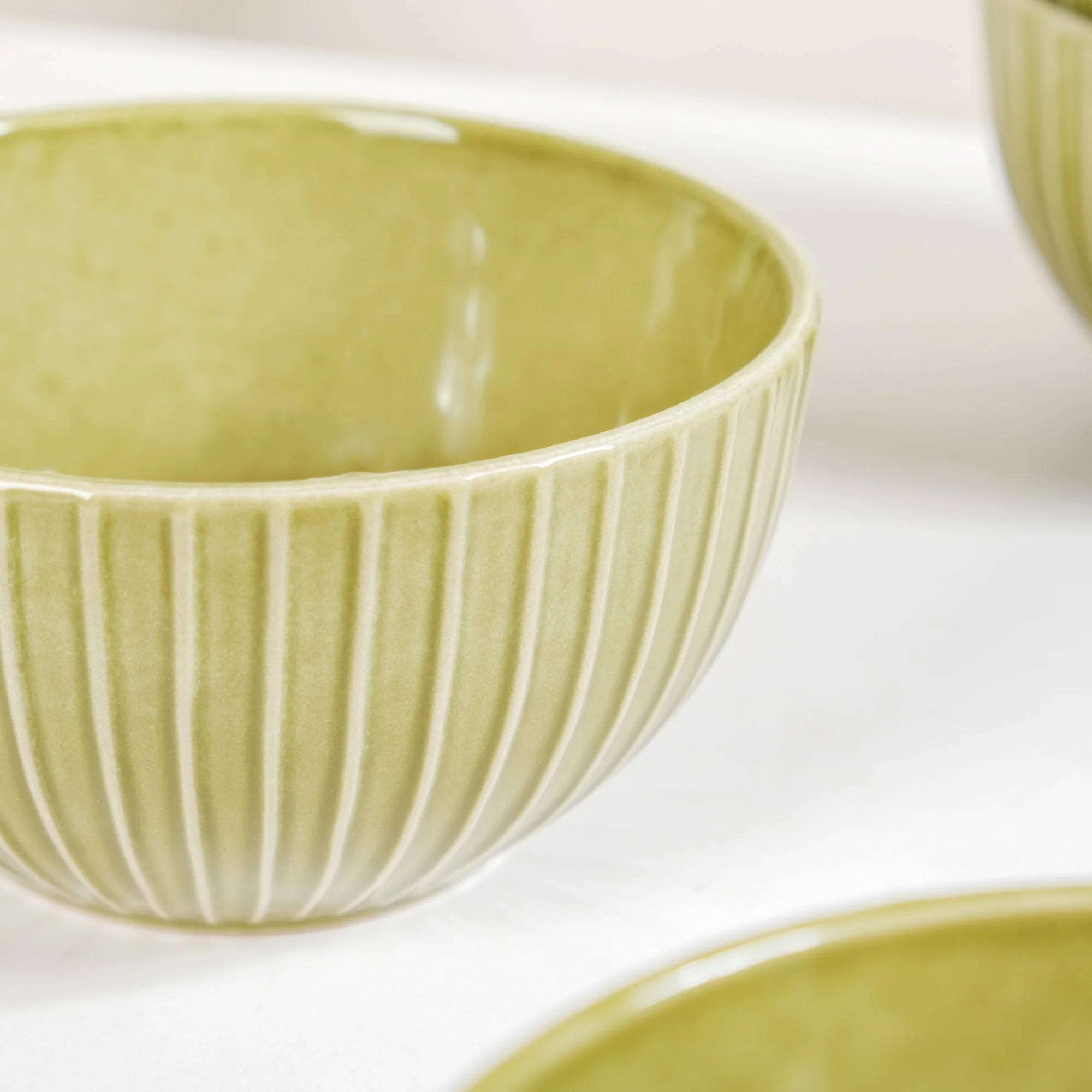 Costola Ceramic Serving Bowl Set Of 4 650ml - Image 6