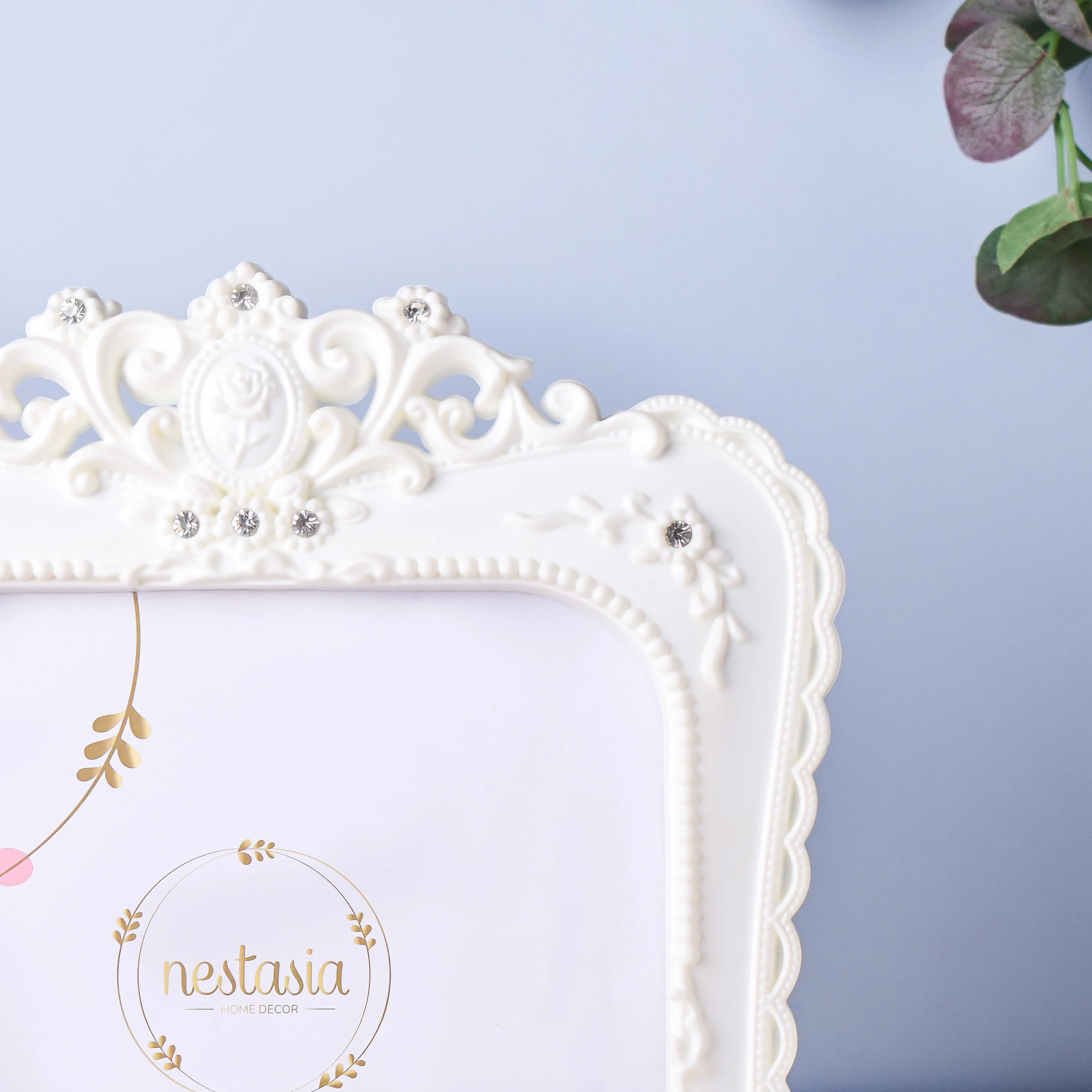 Crowned White Large Photo Frame - Image 3