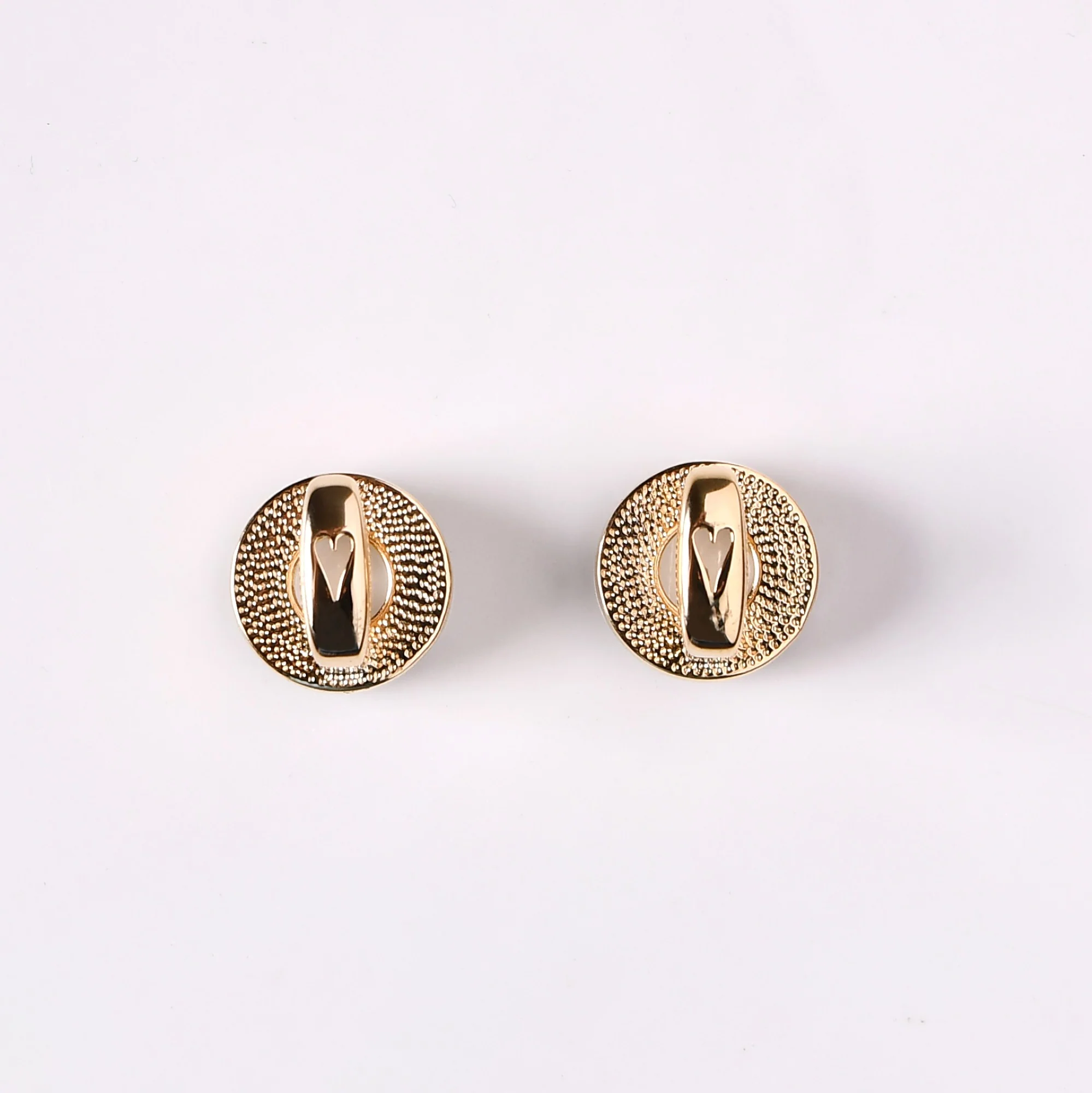 Crystal Halo Clip On Studs - Image 7