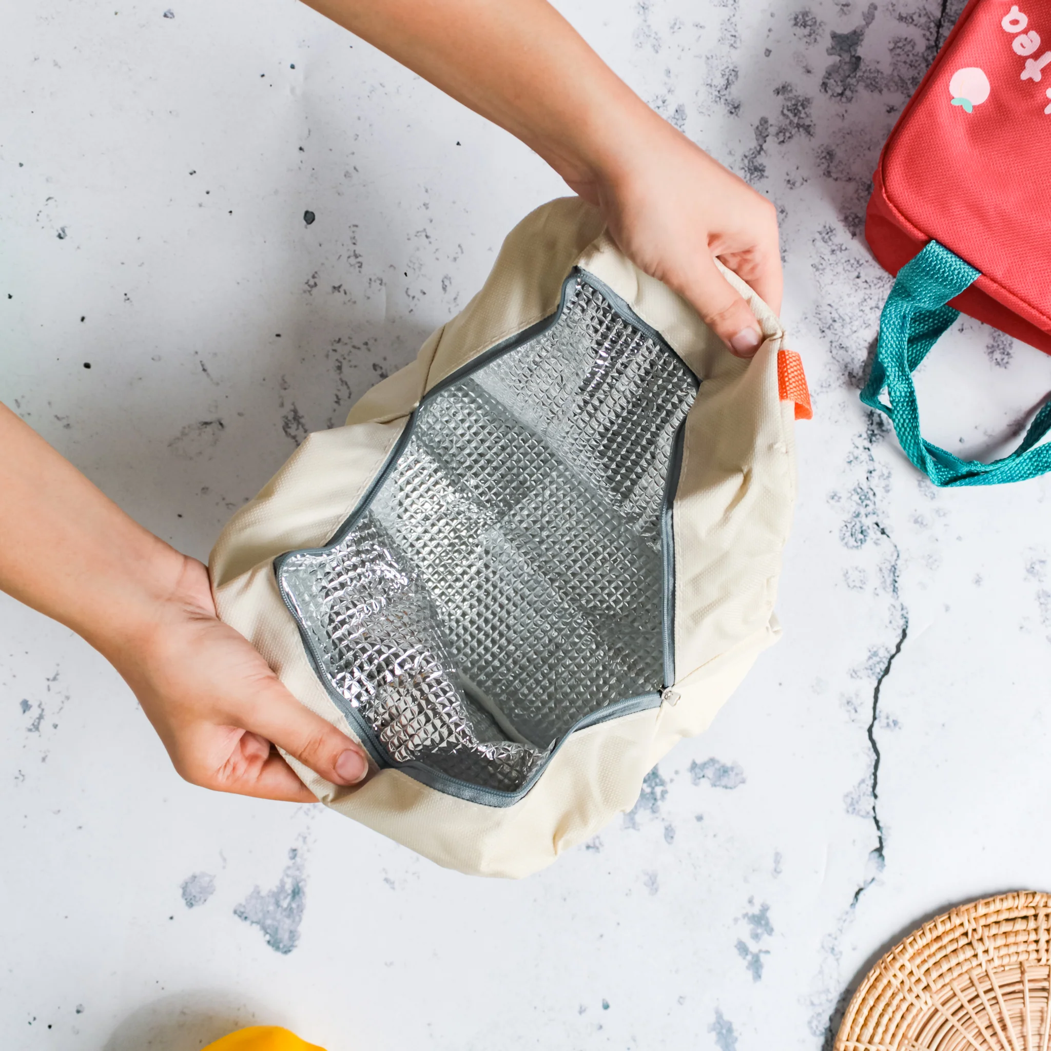 Cute Lunch Bag - Image 9