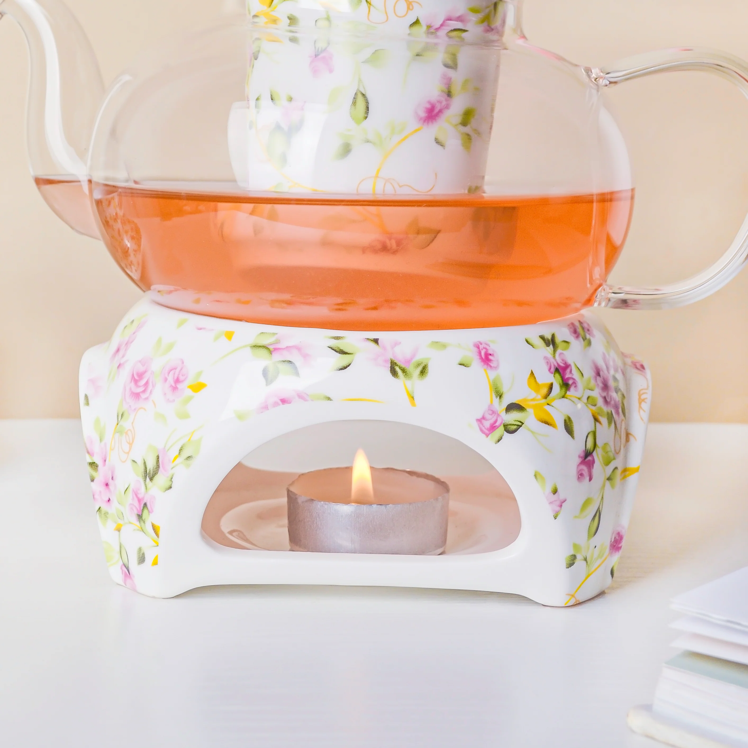 Daffodil Yellow And Pink Glass Teapot With Warmer Base 700 ml - Image 10