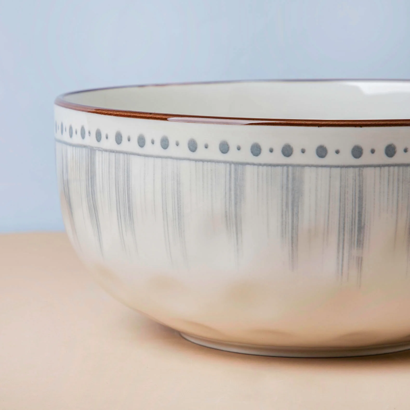 Dainty Patterned Serving Bowl 7.5 Inch 1200 ml - Image 4