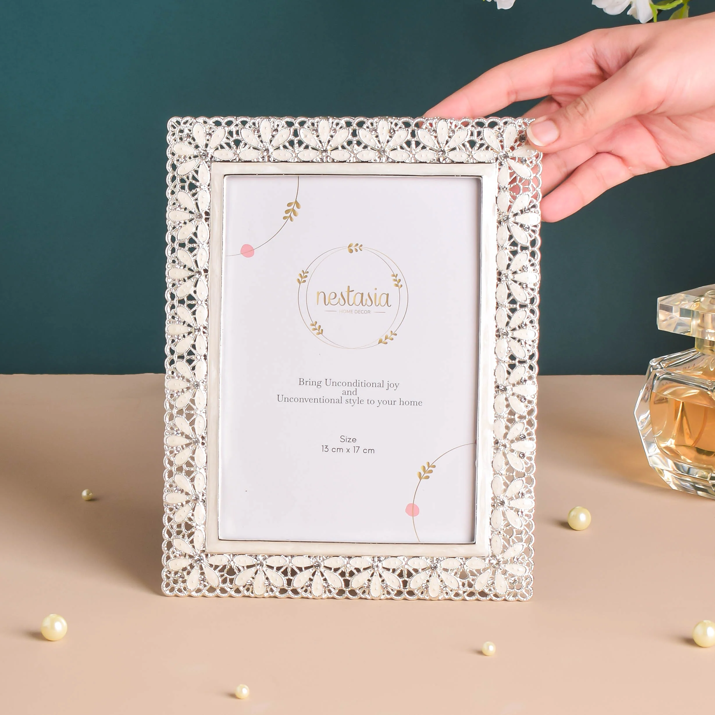 Daisy Photo Frame Large 13x18cm - Image 2