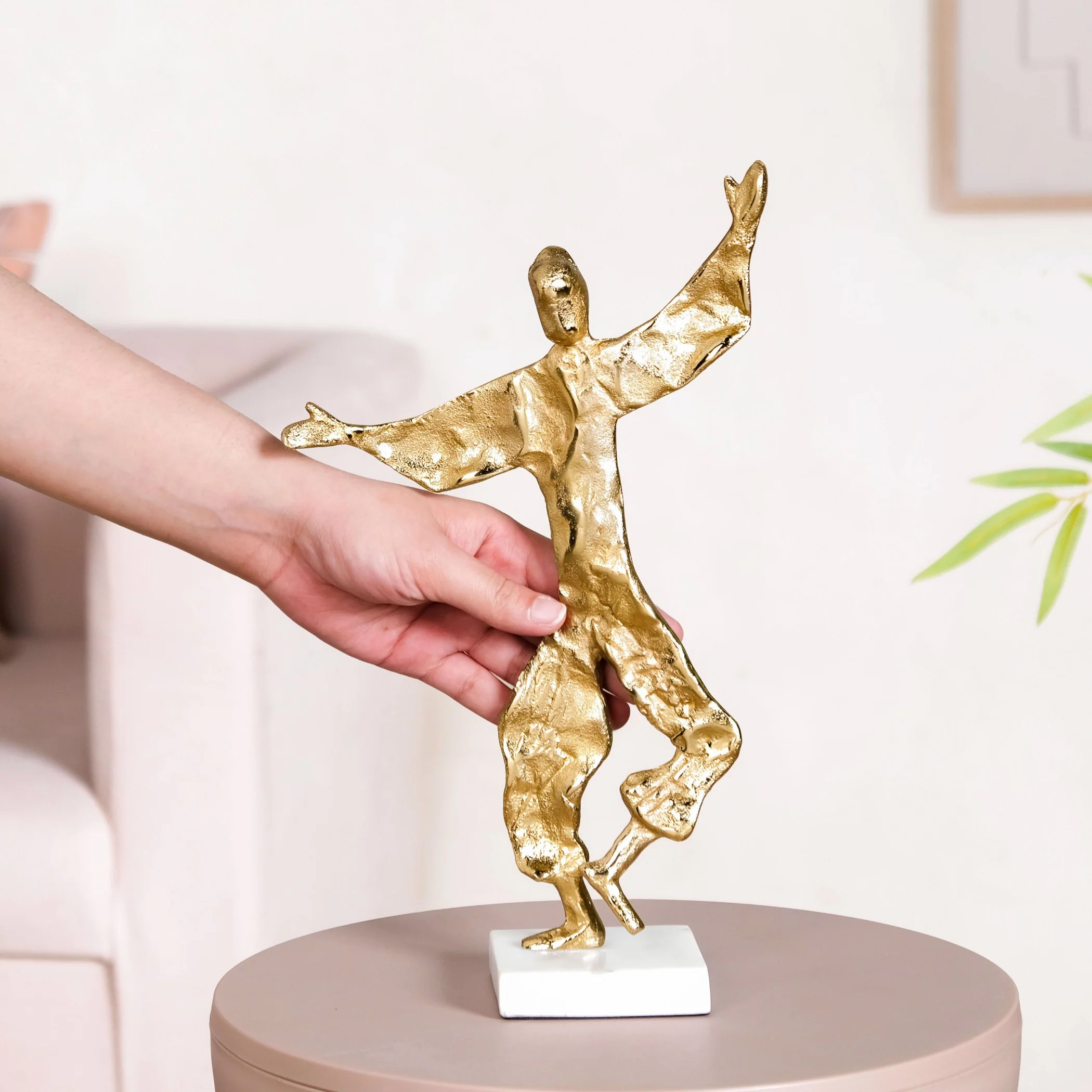 Dancing Musketeer Tabletop Metal Decor - Image 2