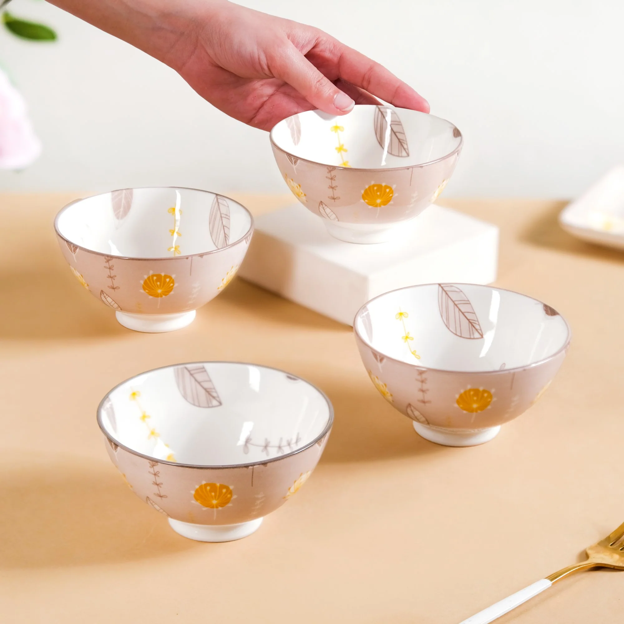 Dandelion Snack Bowls Set Of 4 300ml - Image 3