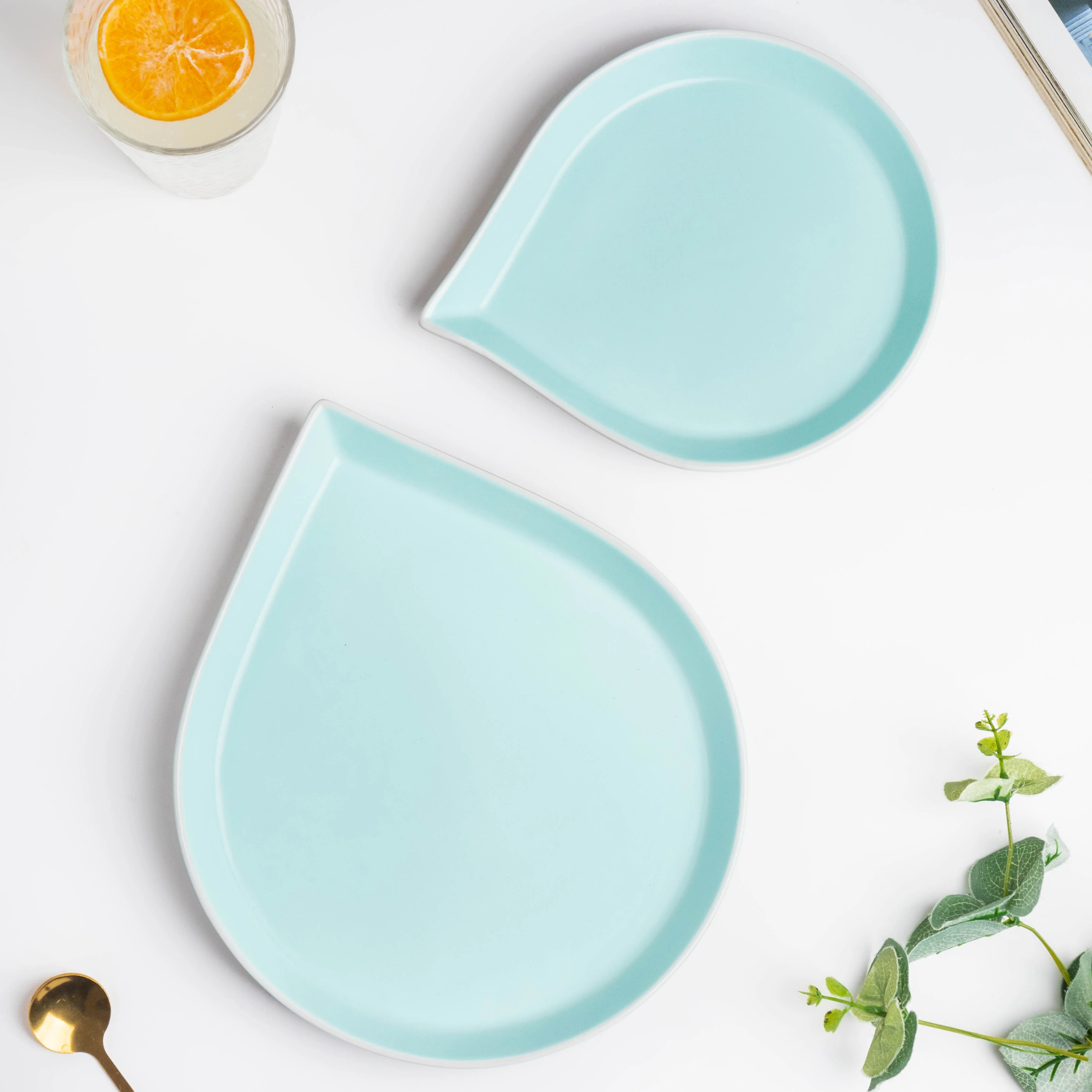 Dew Tiffany Blue Raindrop Snack Plate 10 Inch - Image 6