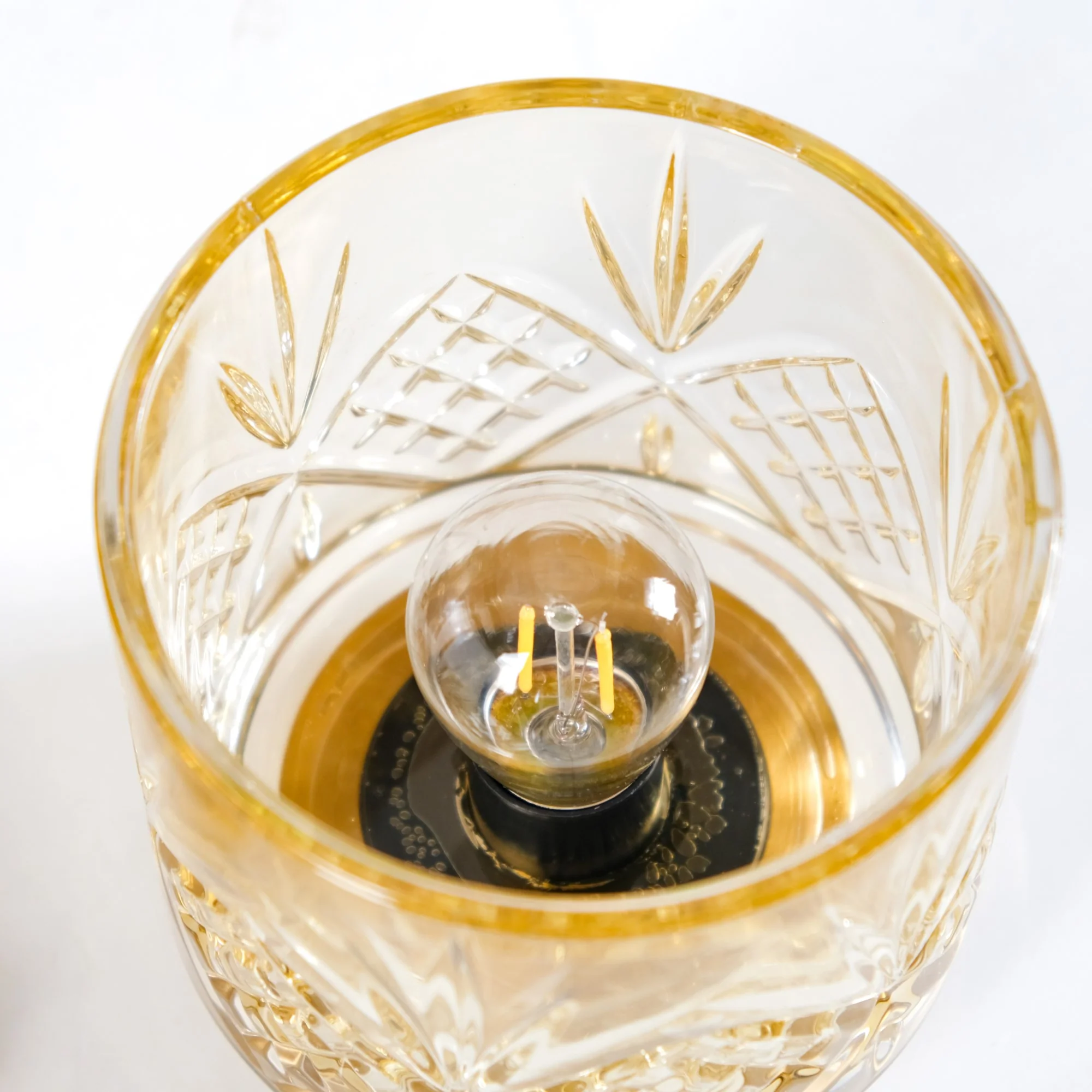 Diamond Cut Glass Decor Lamp Wireless Battery Operated - Image 6
