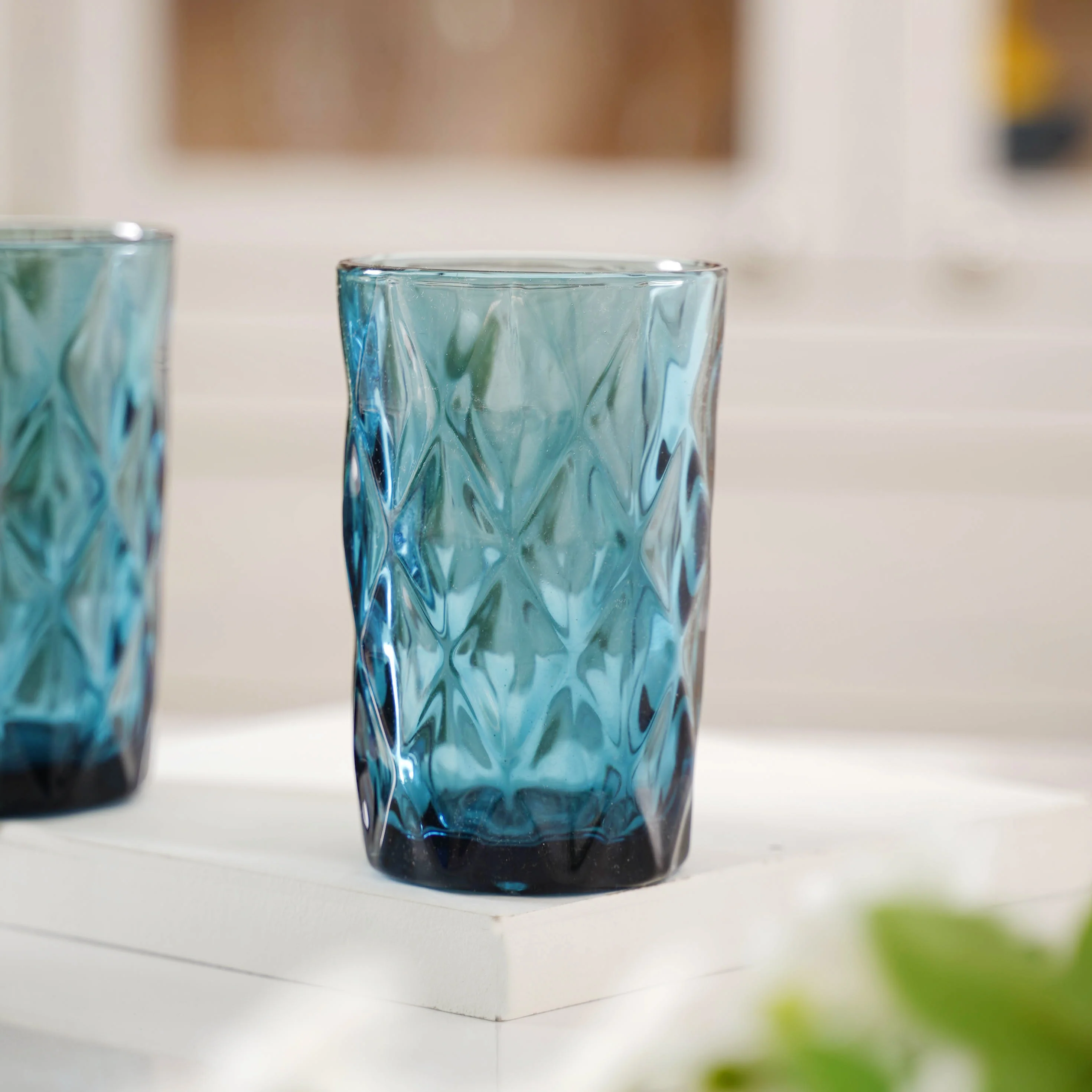 Diamond Design Glass Set of 4 - Image 6