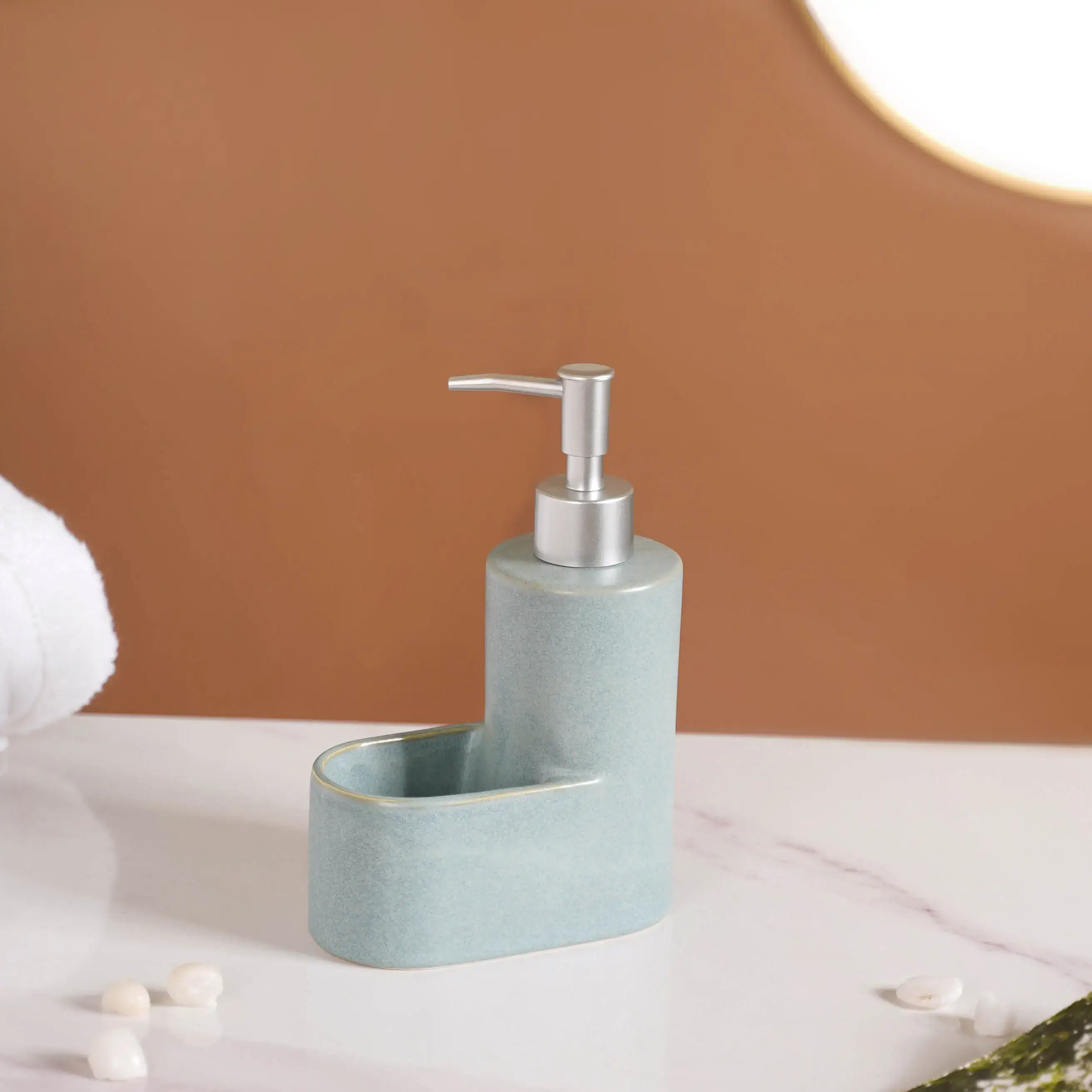 Dispenser With Sponge Holder - Image 3