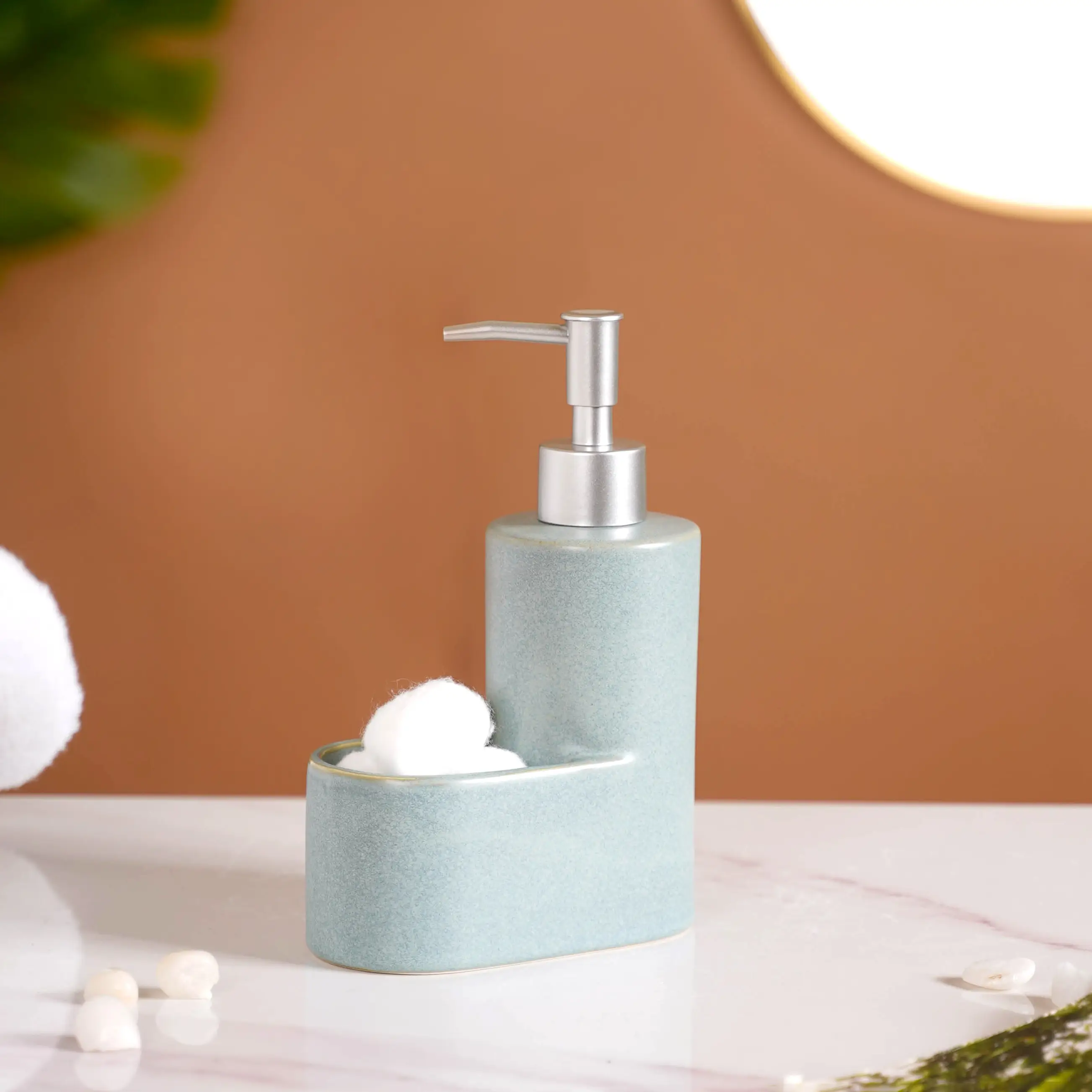 Dispenser With Sponge Holder - Image 7